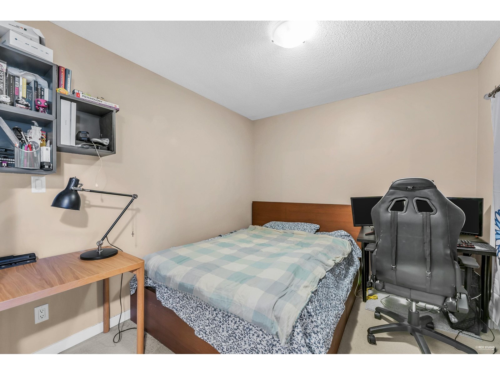 2908 9981 WHALLEY BOULEVARD, Surrey