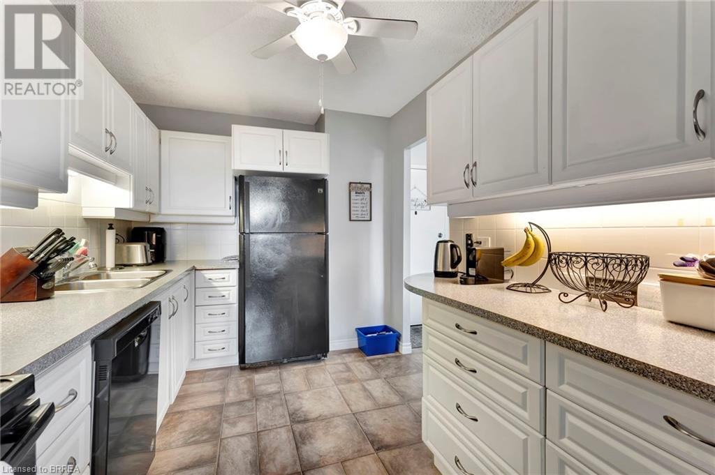 Photo 3 of 640 West Street Unit 506, Brantford ON