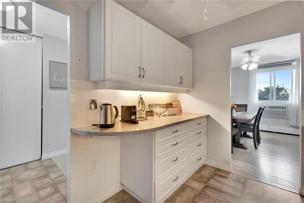 Photo 7 of 640 West Street Unit 506, Brantford ON