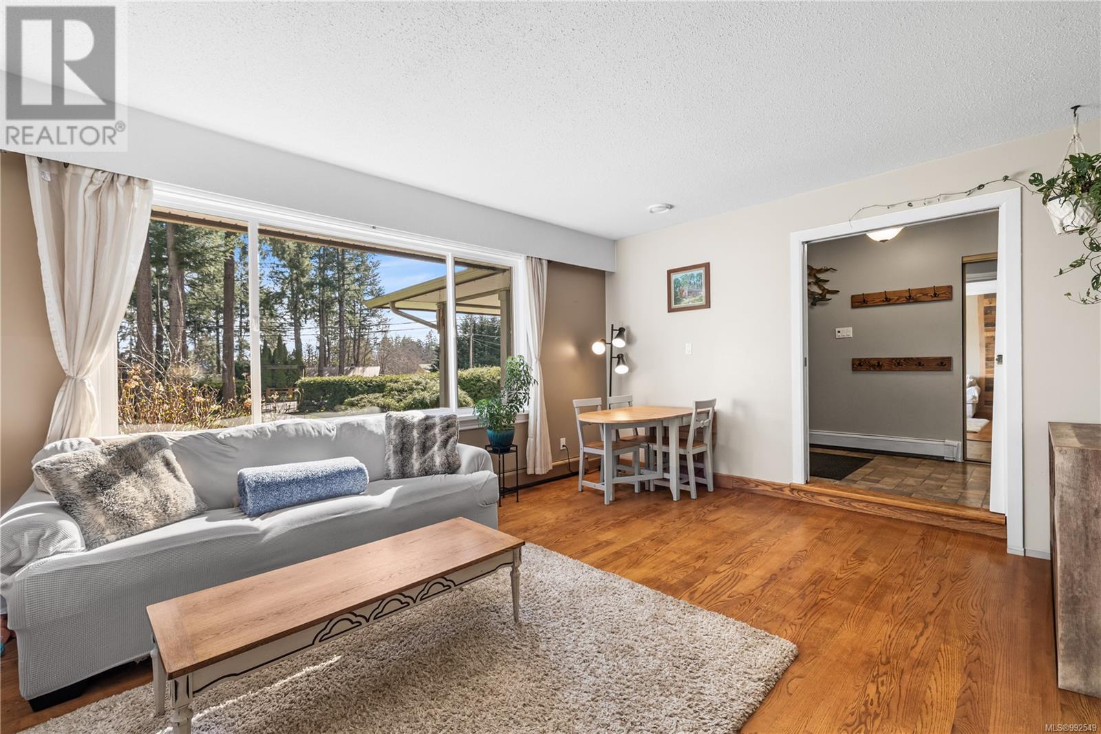 2470 Spring Rd, Campbell River