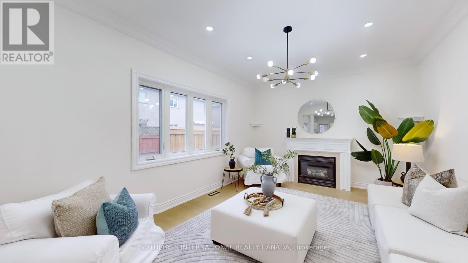 Single Family House for Sale in  FORECASTLE ROAD Vaughan (Patterson) 