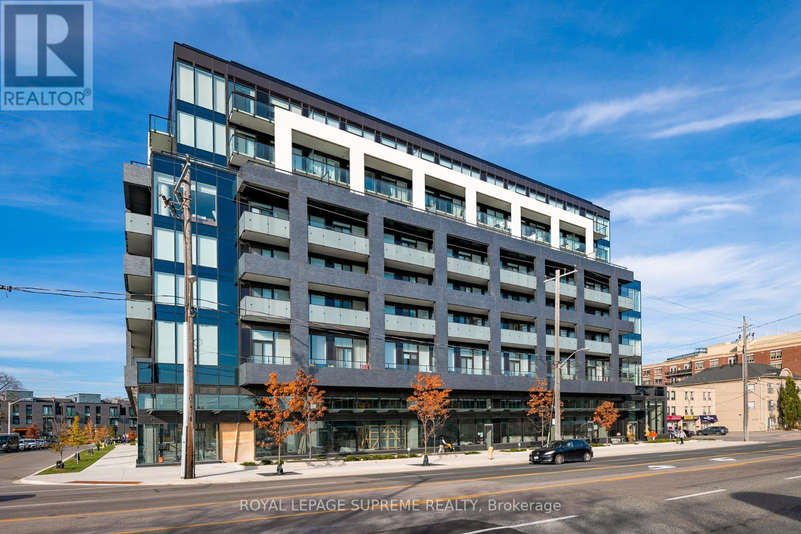 4208 Dundas