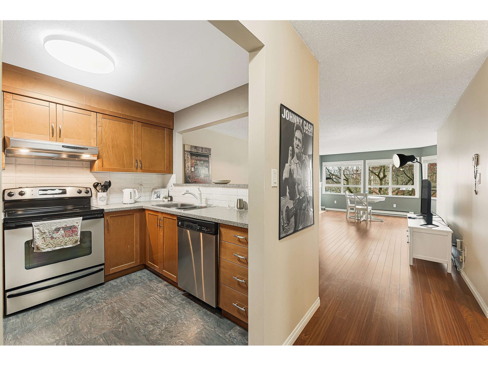 215 1280 FIR STREET, White Rock real estate listing R2983637