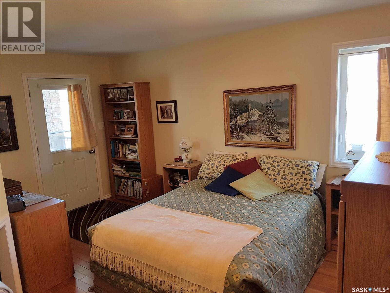 Photo 9 of 325 Ruby Drive, Coteau Rm No 255 SK