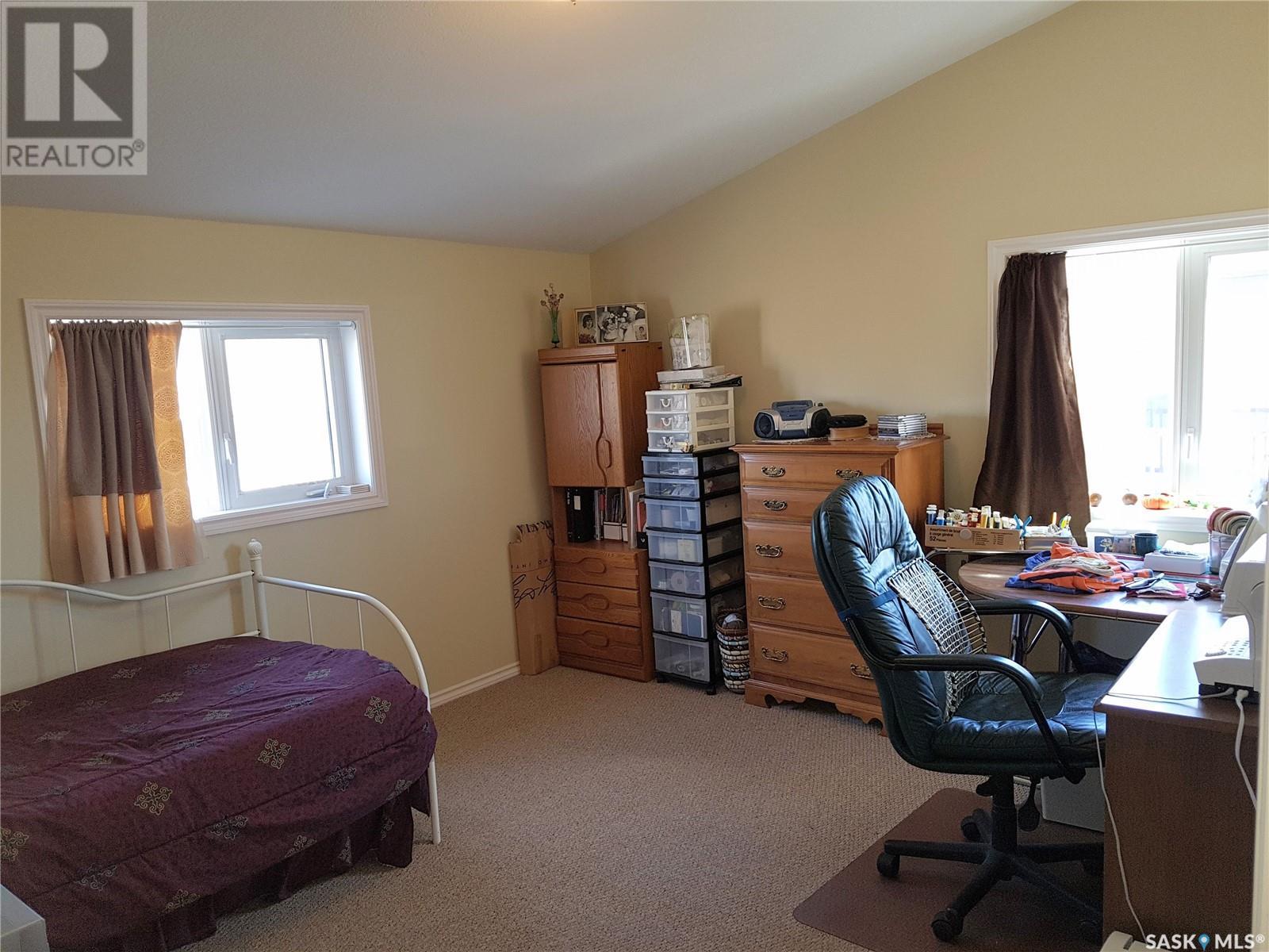 Photo 16 of 325 Ruby Drive, Coteau Rm No 255 SK
