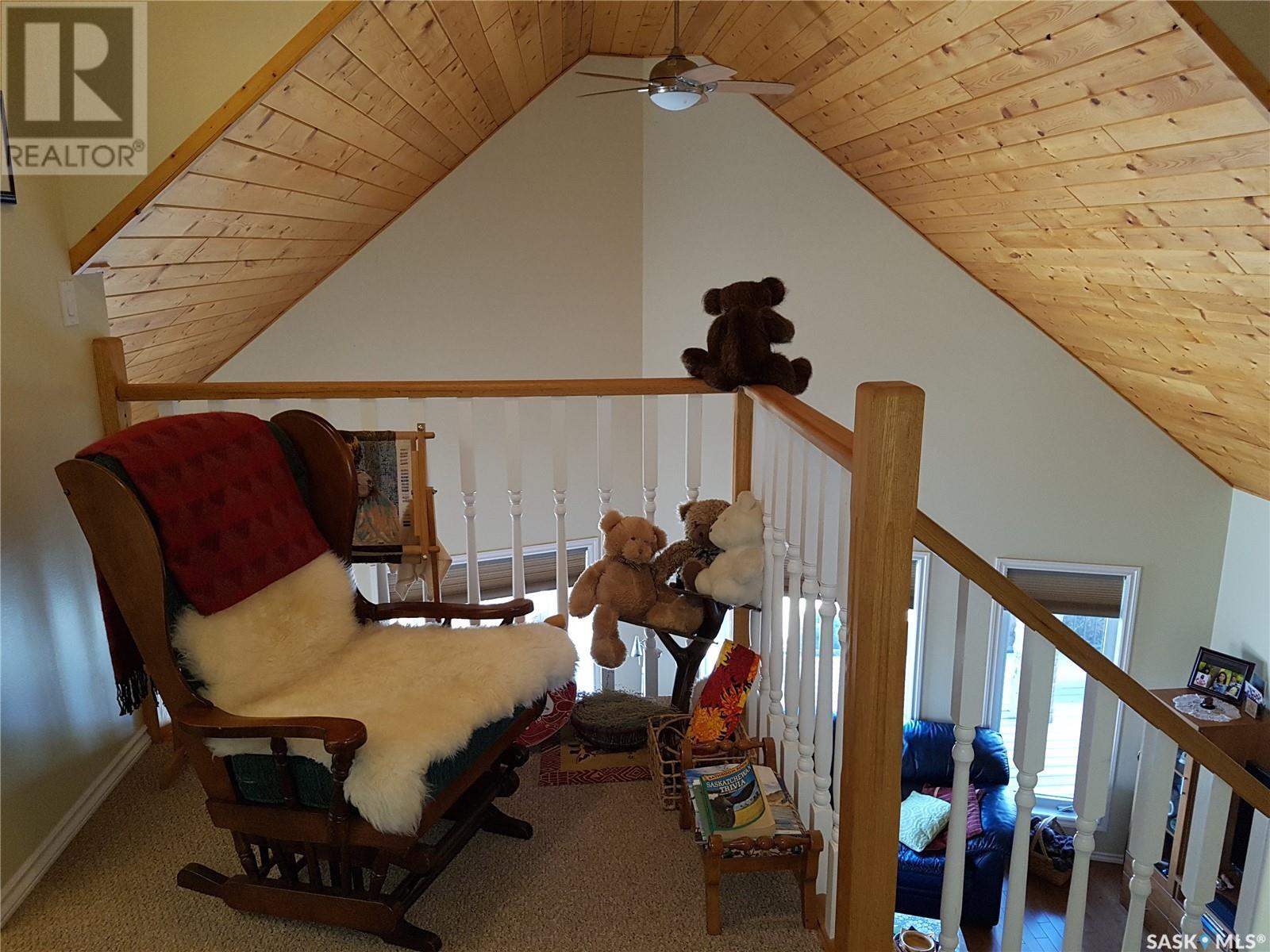 Photo 13 of 325 Ruby Drive, Coteau Rm No 255 SK