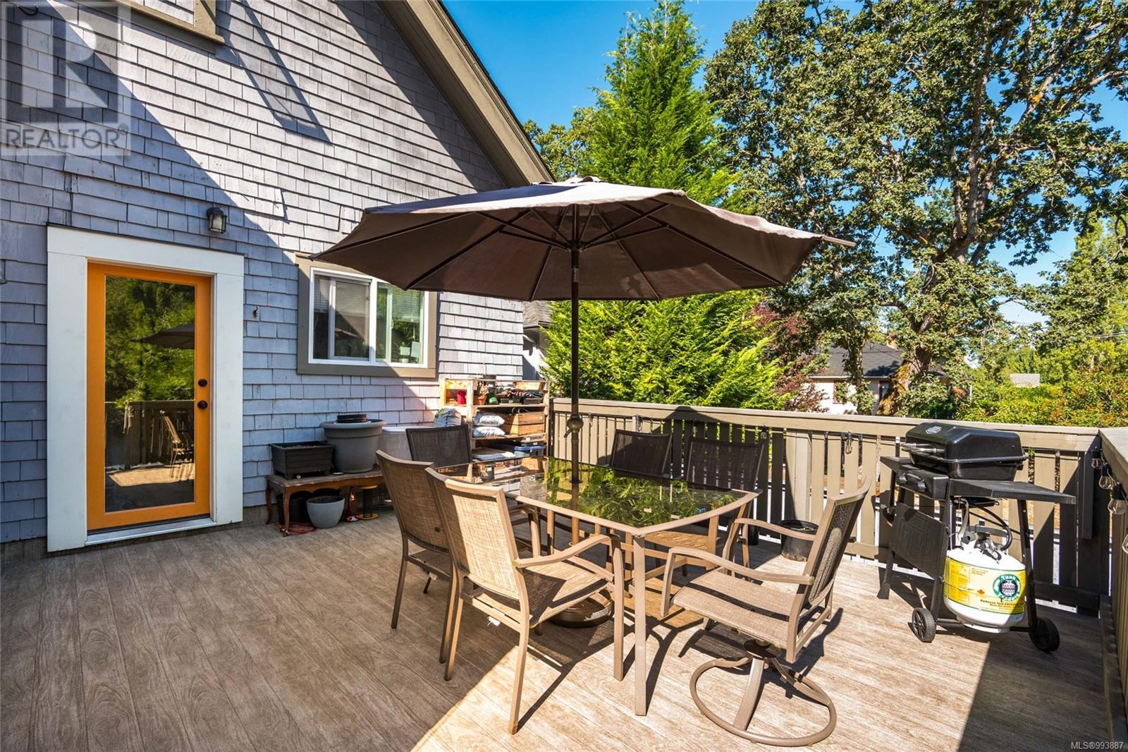 A/B/C 3439 Cook St, Saanich