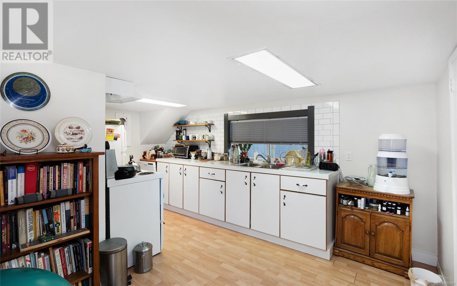 Photo 22 of 3439 Cook St, Saanich BC