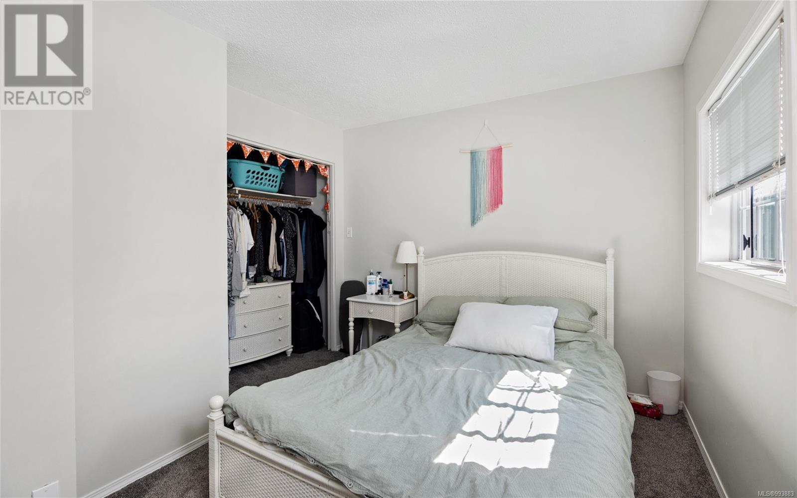 Photo 9 of 3439 Cook St, Saanich BC