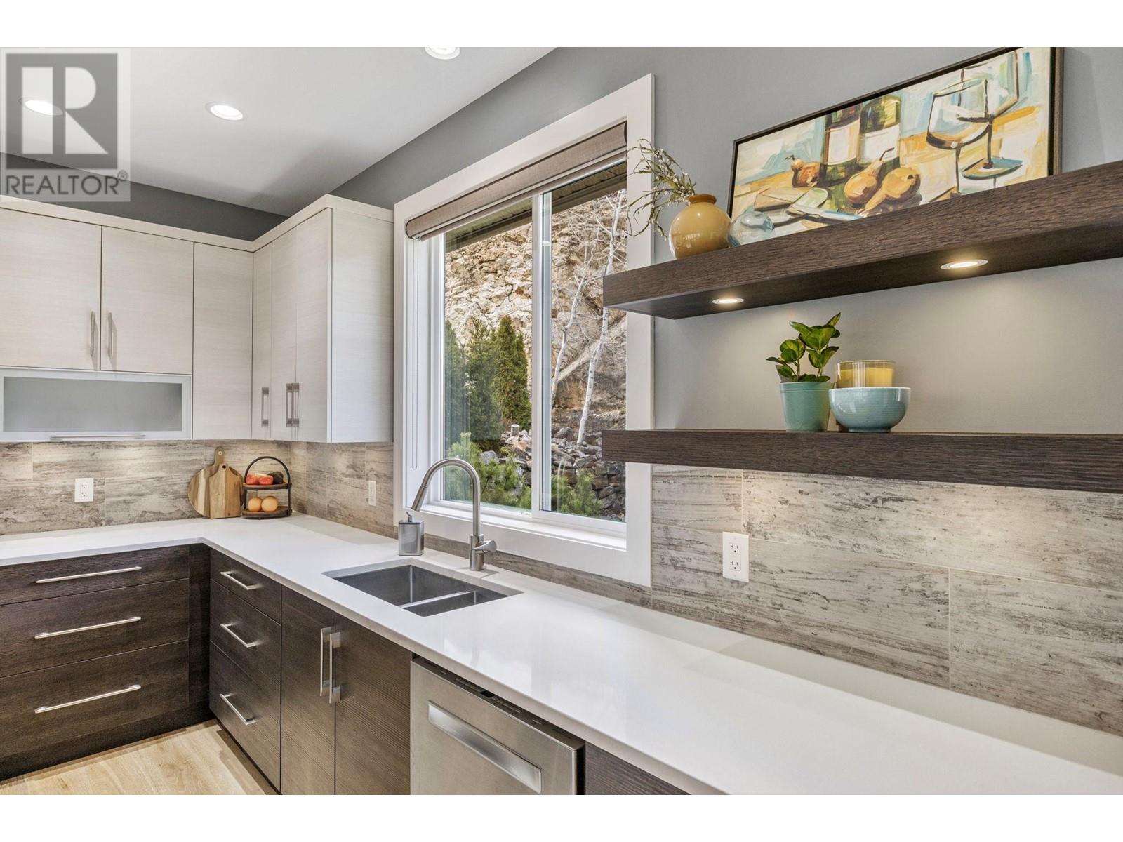 498 CARNOUSTIE DRIVE - Image 37