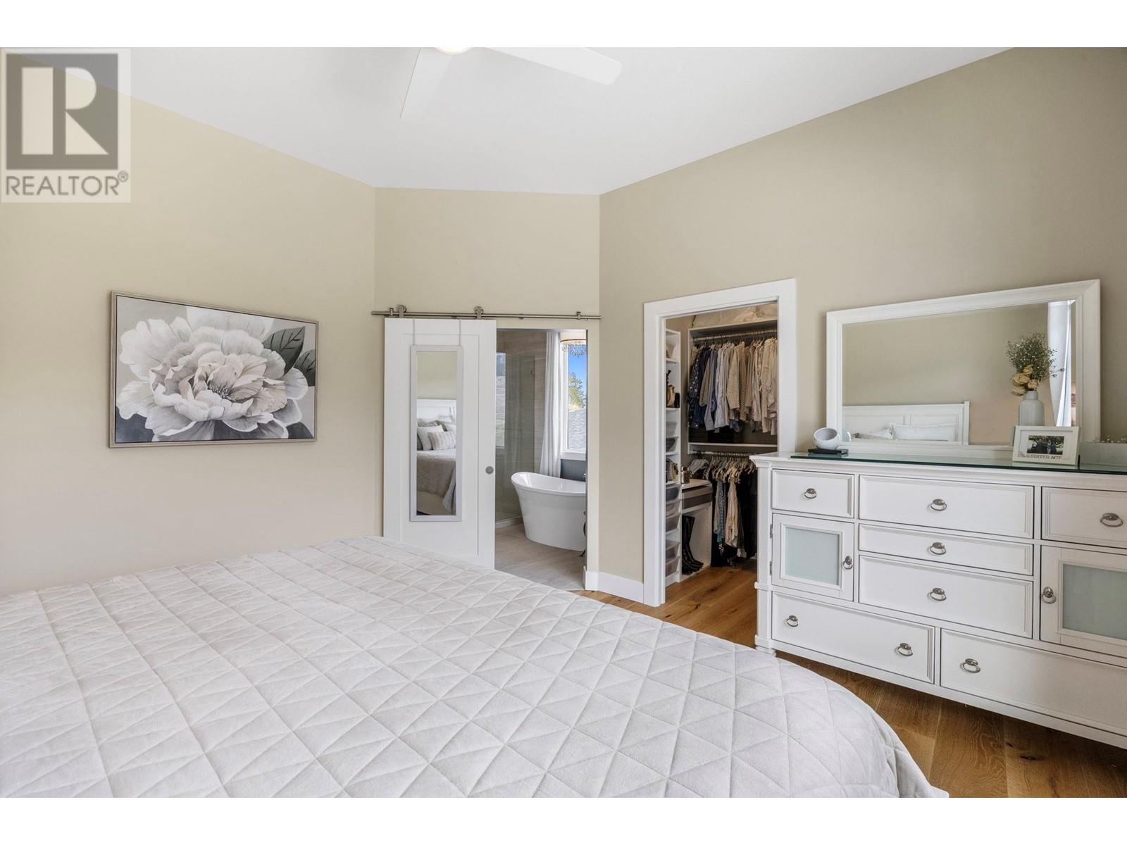 498 CARNOUSTIE DRIVE - Image 44