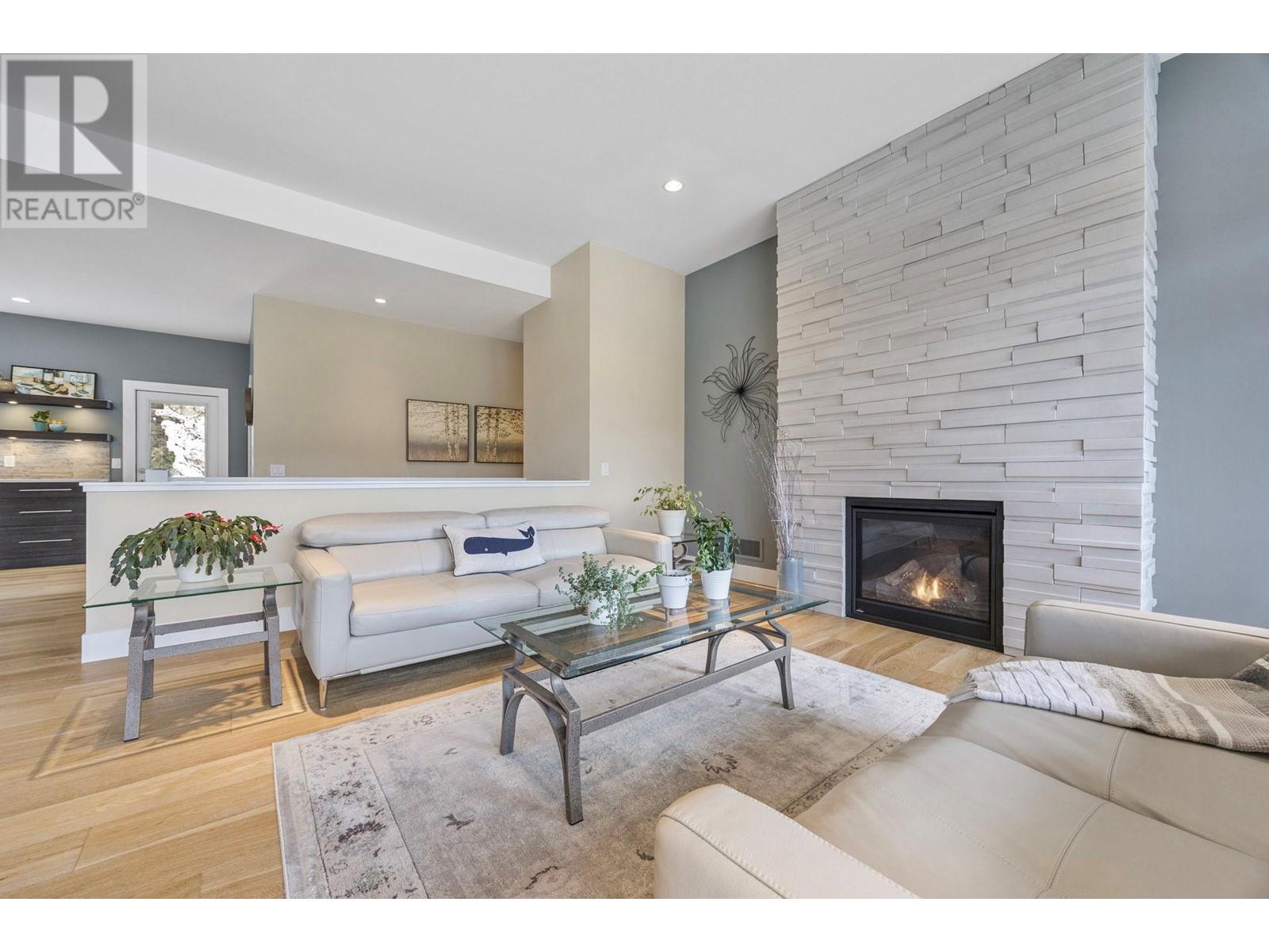 498 CARNOUSTIE DRIVE - Image 15
