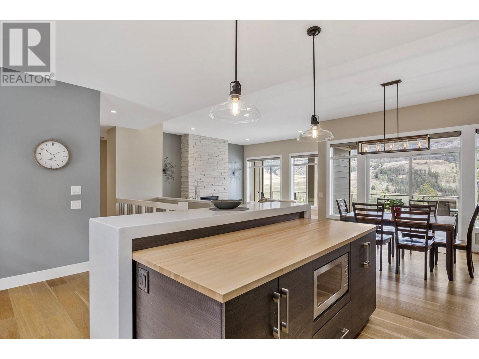 498 CARNOUSTIE DRIVE - Image 33