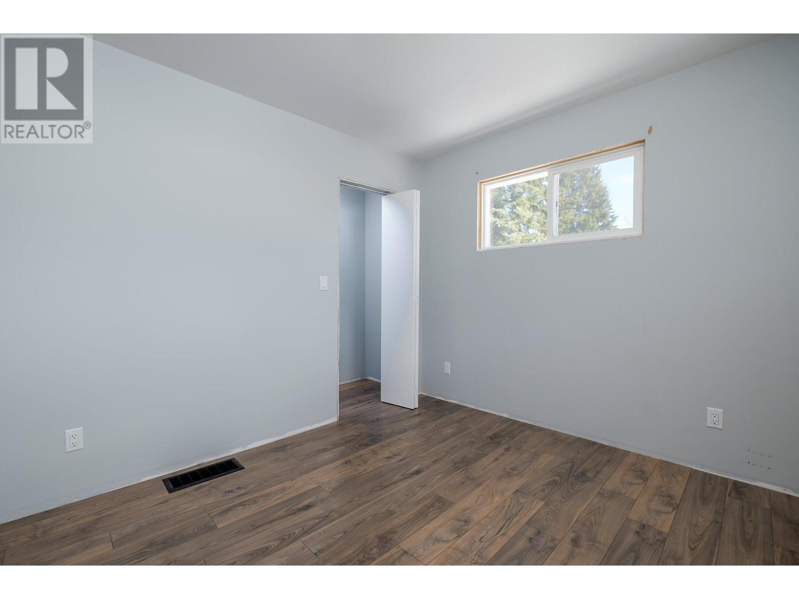 1740 NEVADA Street, Rossland