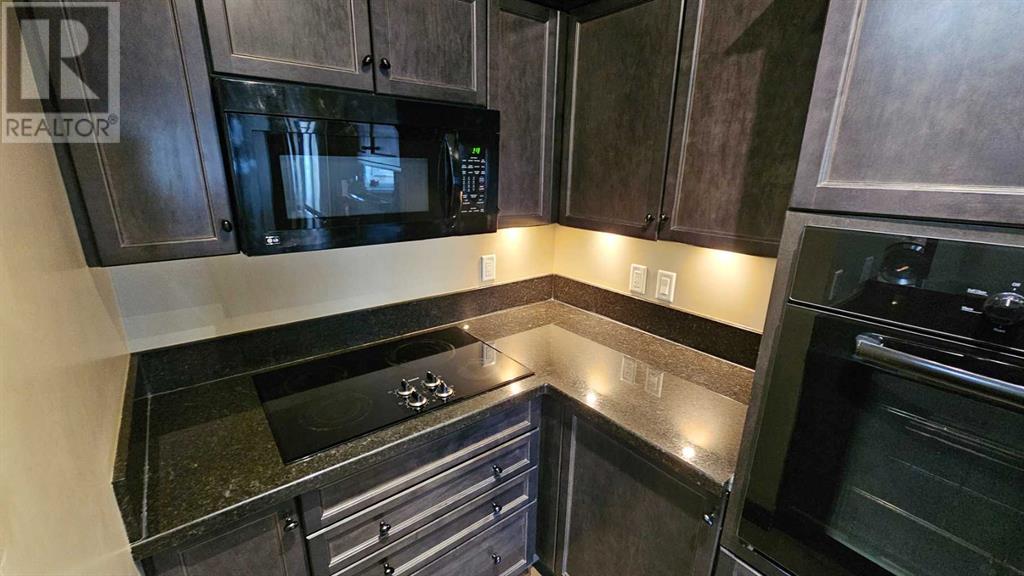 Single Family House for Sale in   Royal Oak Plaza NW Royal Oak Calgary 
