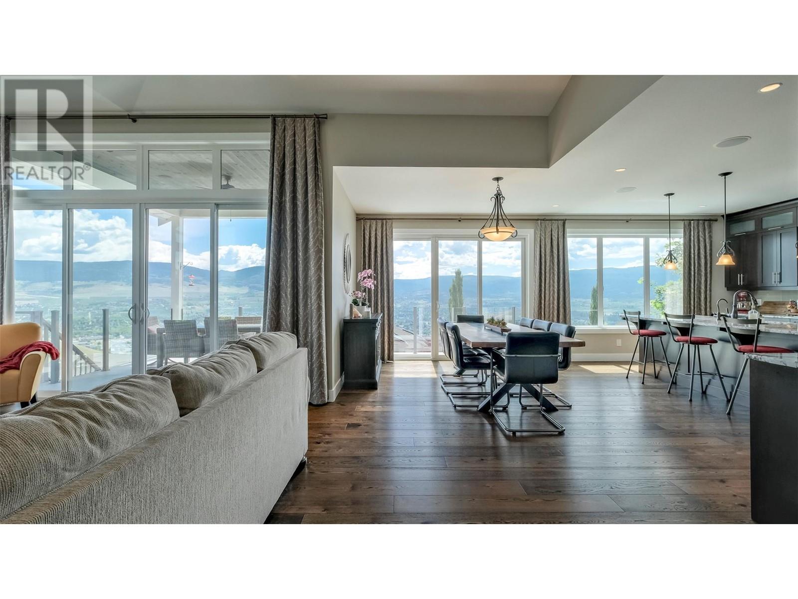  593 Harrogate Lane, Kelowna