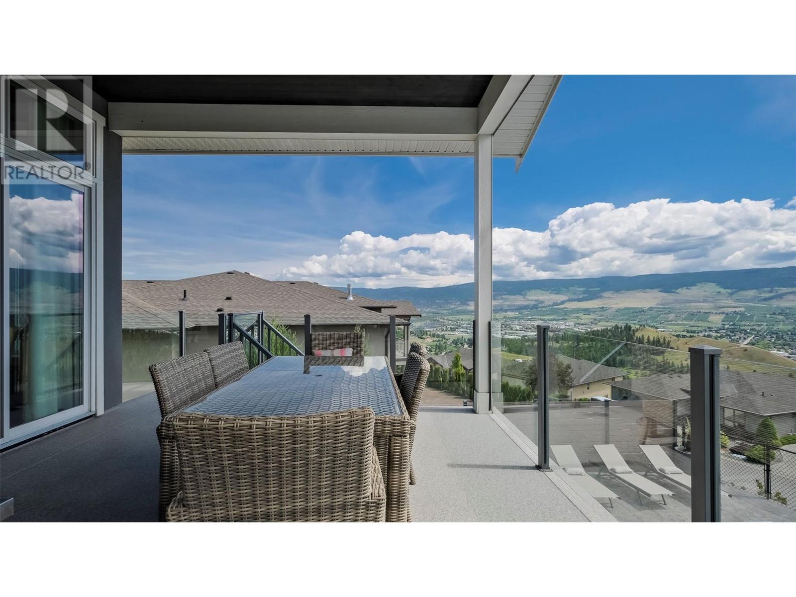  593 Harrogate Lane, Kelowna