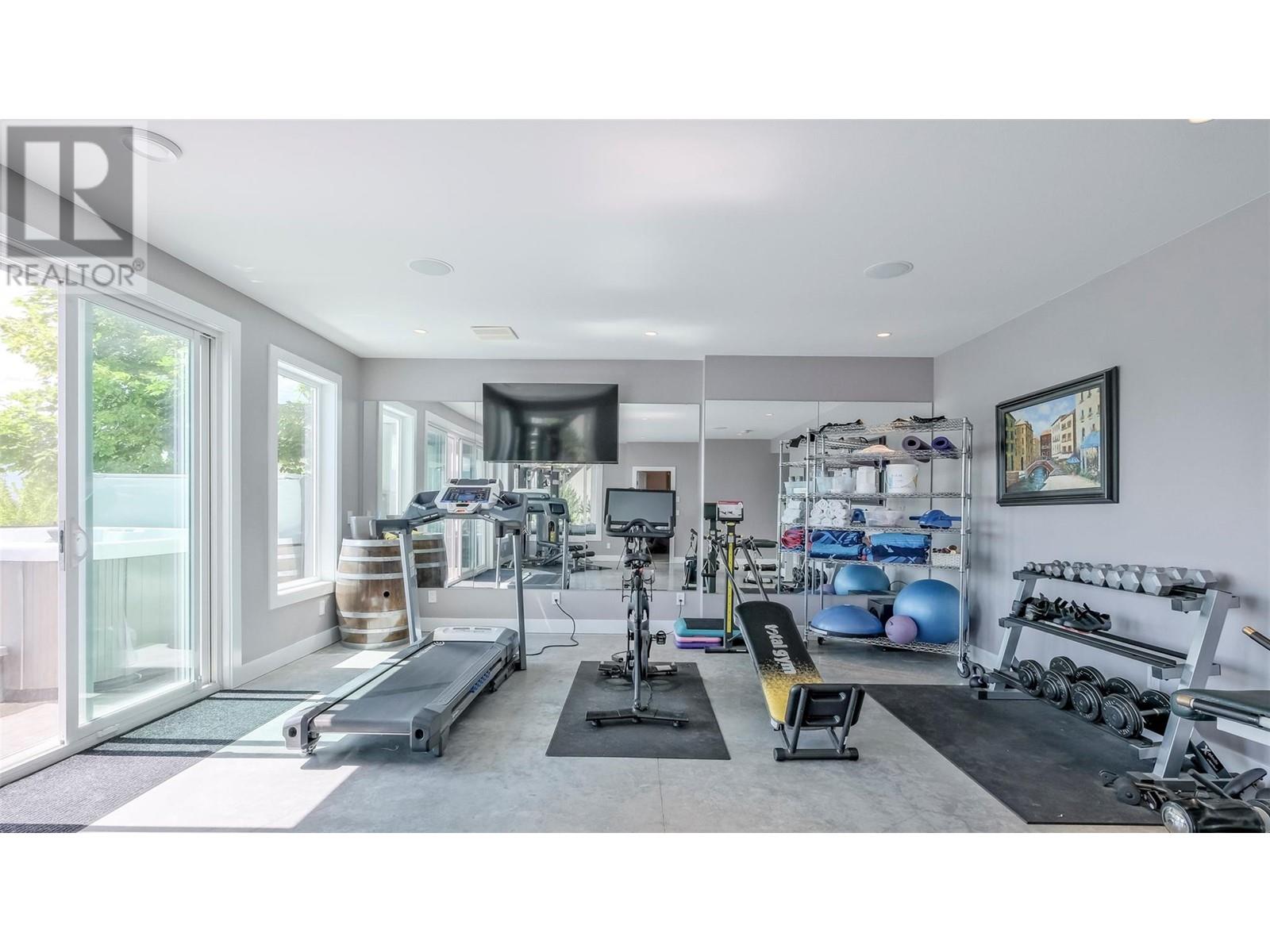  593 Harrogate Lane, Kelowna