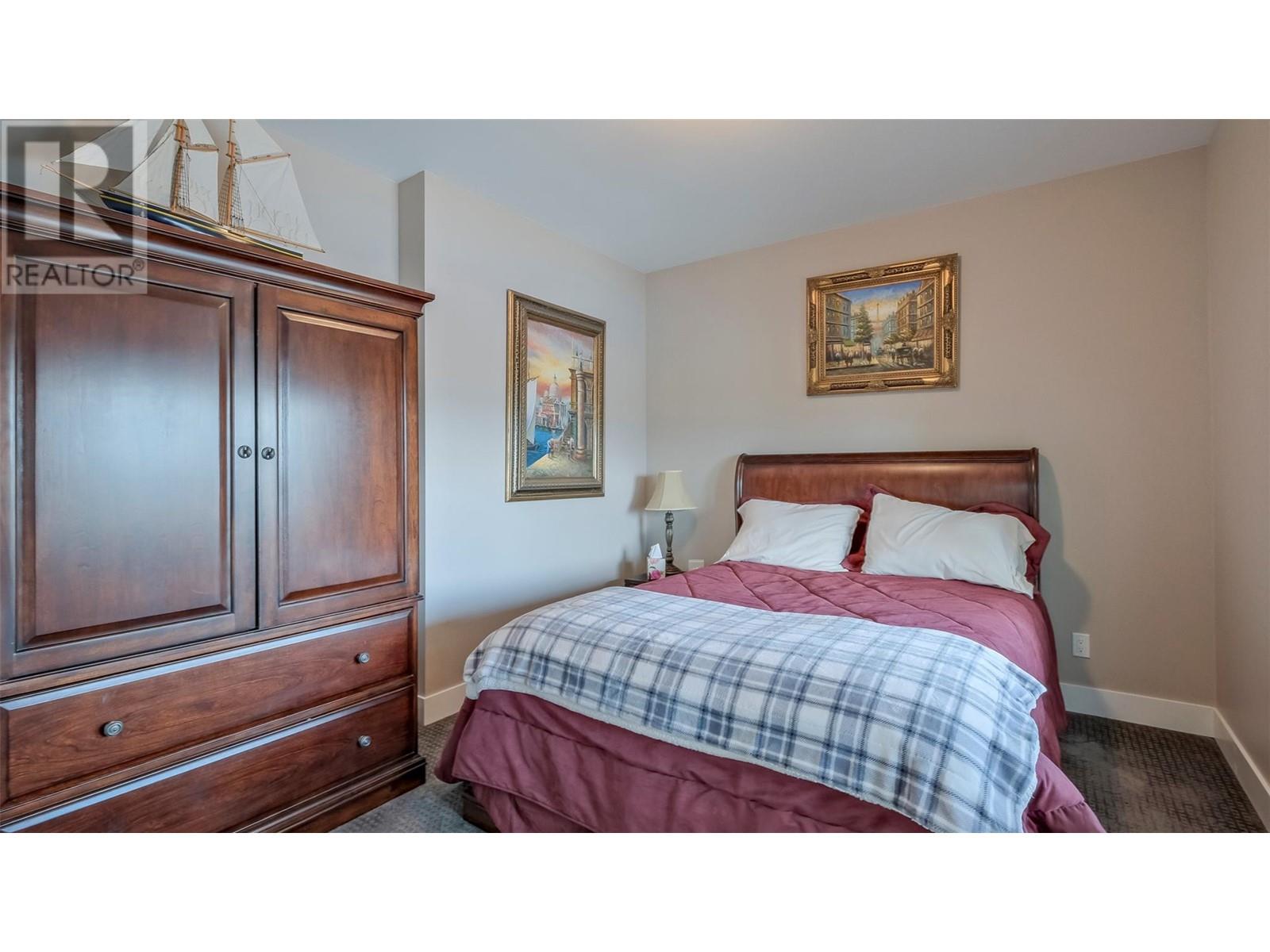  593 Harrogate Lane, Kelowna
