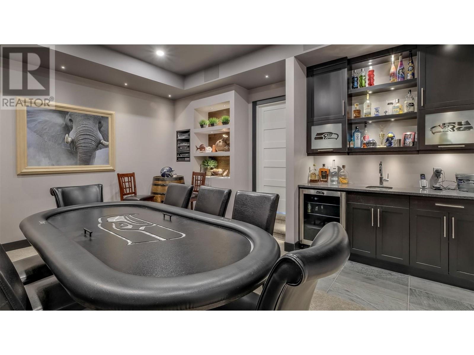  593 Harrogate Lane, Kelowna