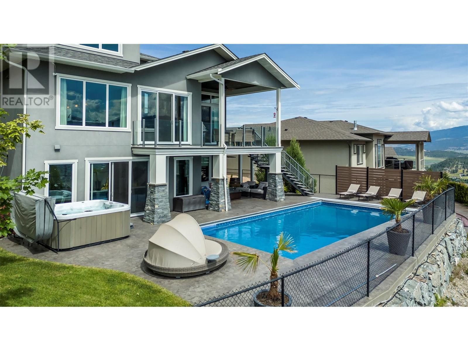  593 Harrogate Lane, Kelowna
