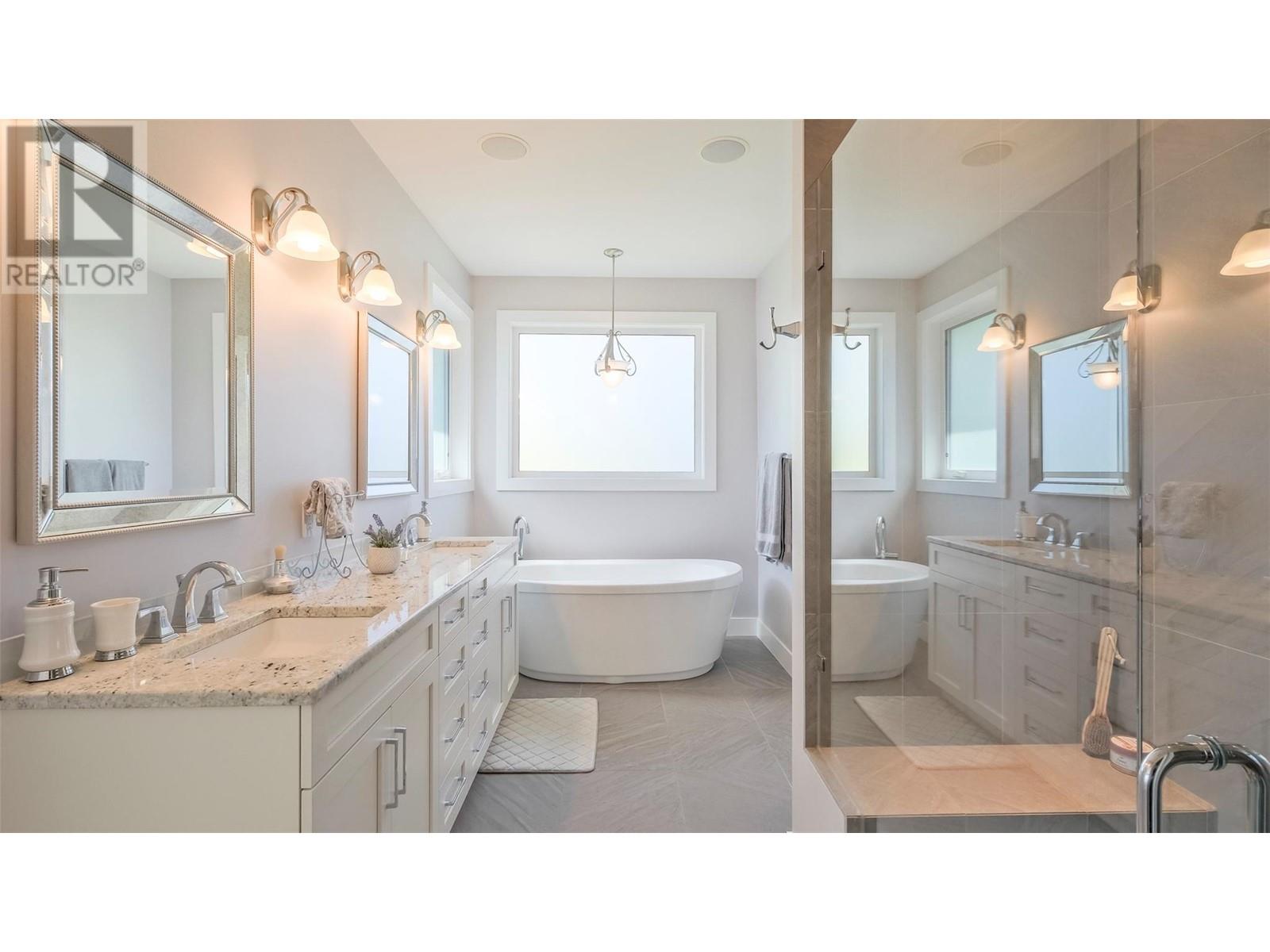  593 Harrogate Lane, Kelowna