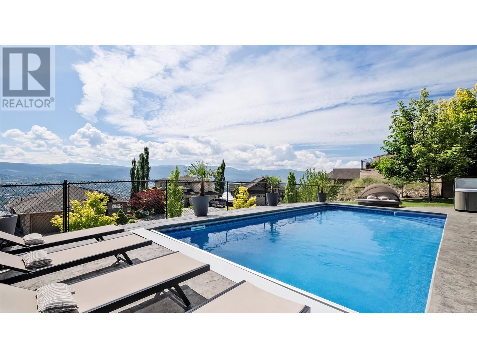  593 Harrogate Lane, Kelowna