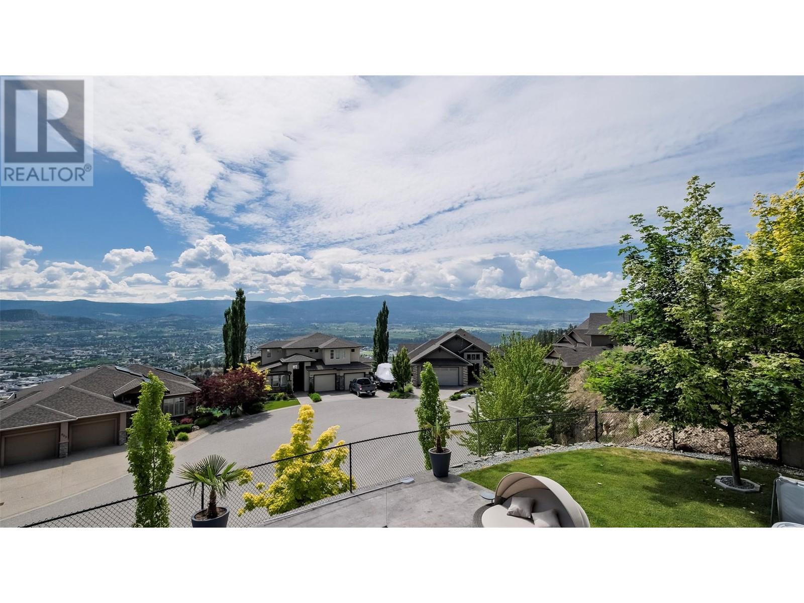  593 Harrogate Lane, Kelowna