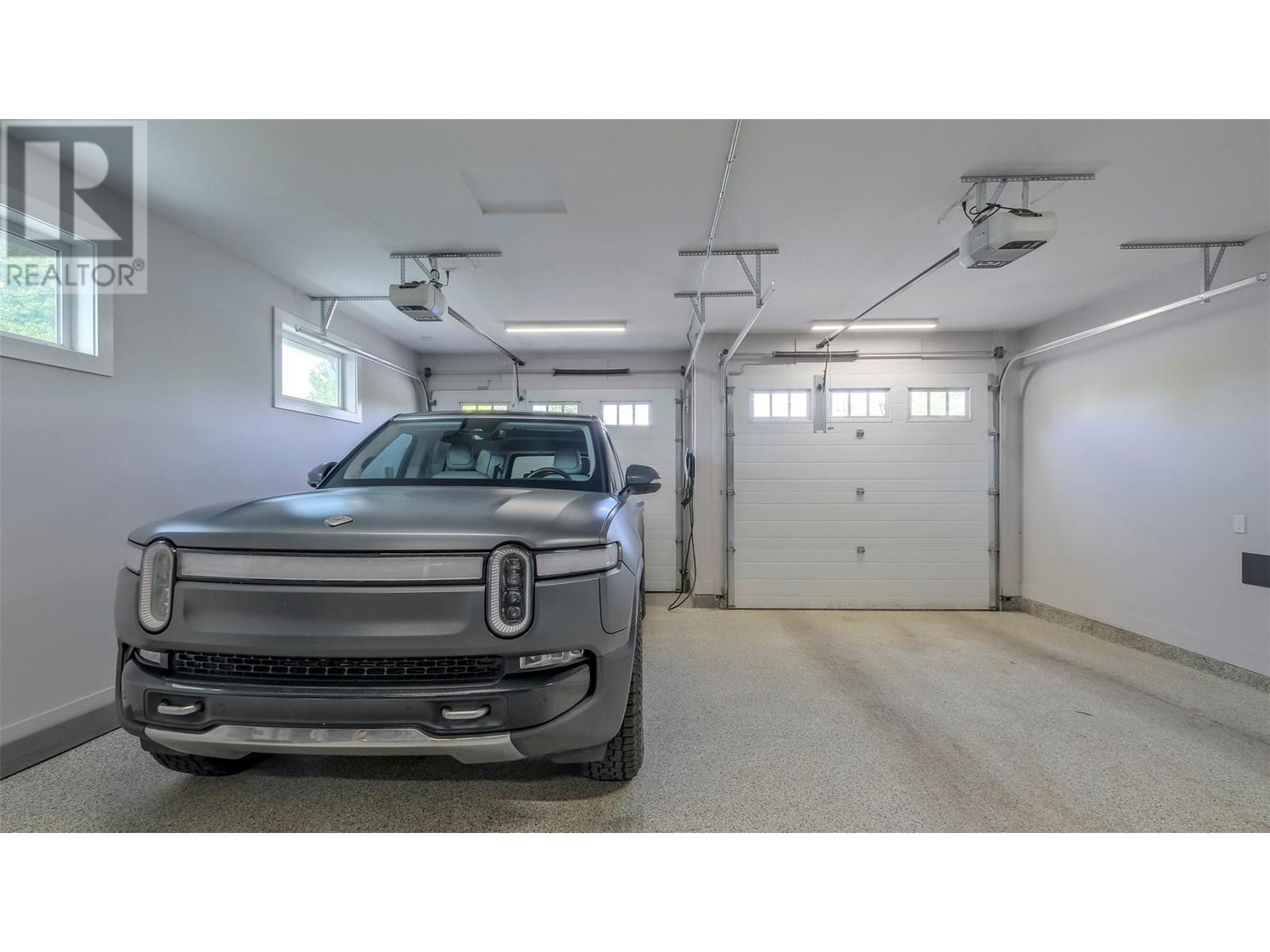  593 Harrogate Lane, Kelowna
