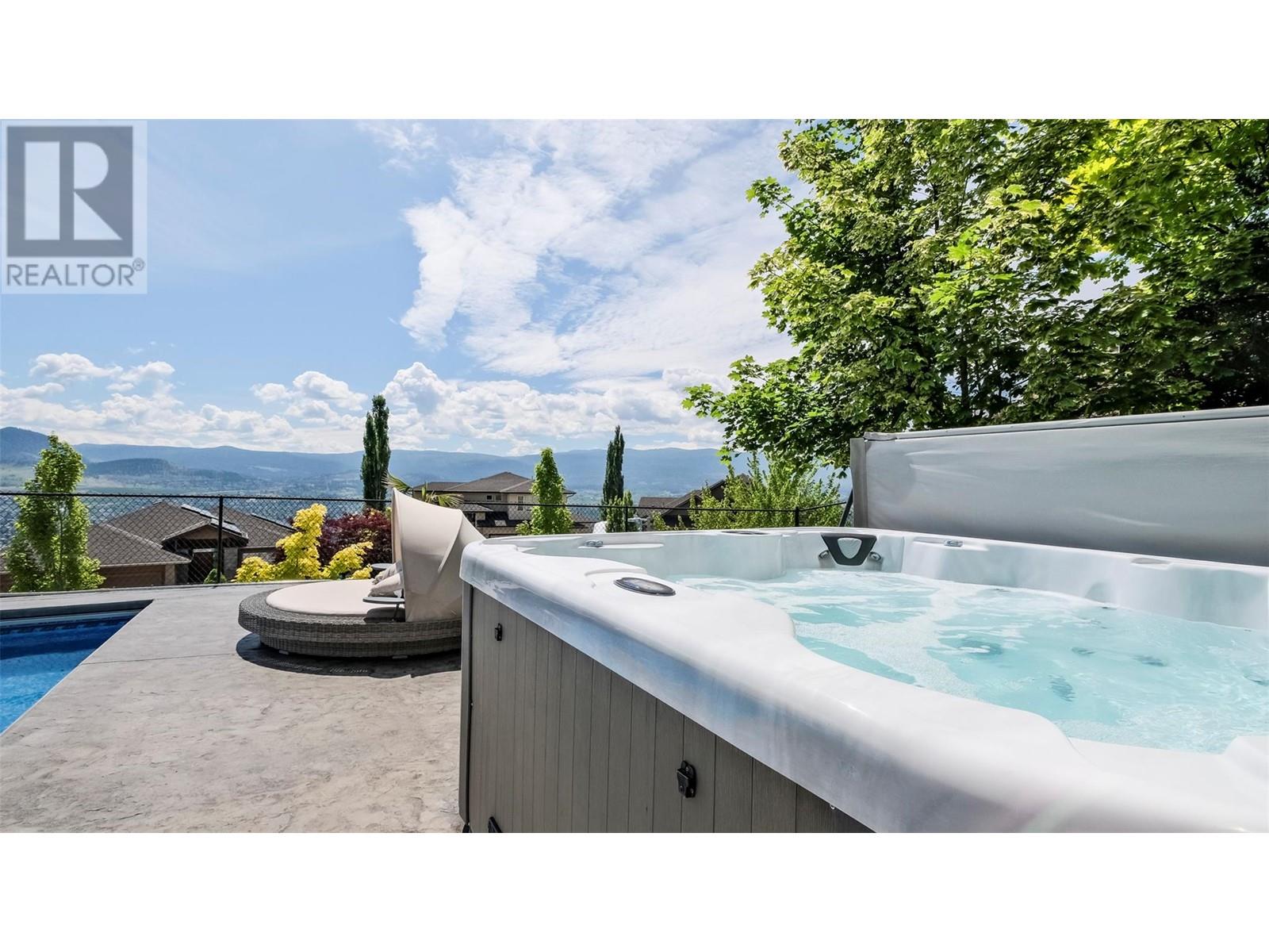  593 Harrogate Lane, Kelowna