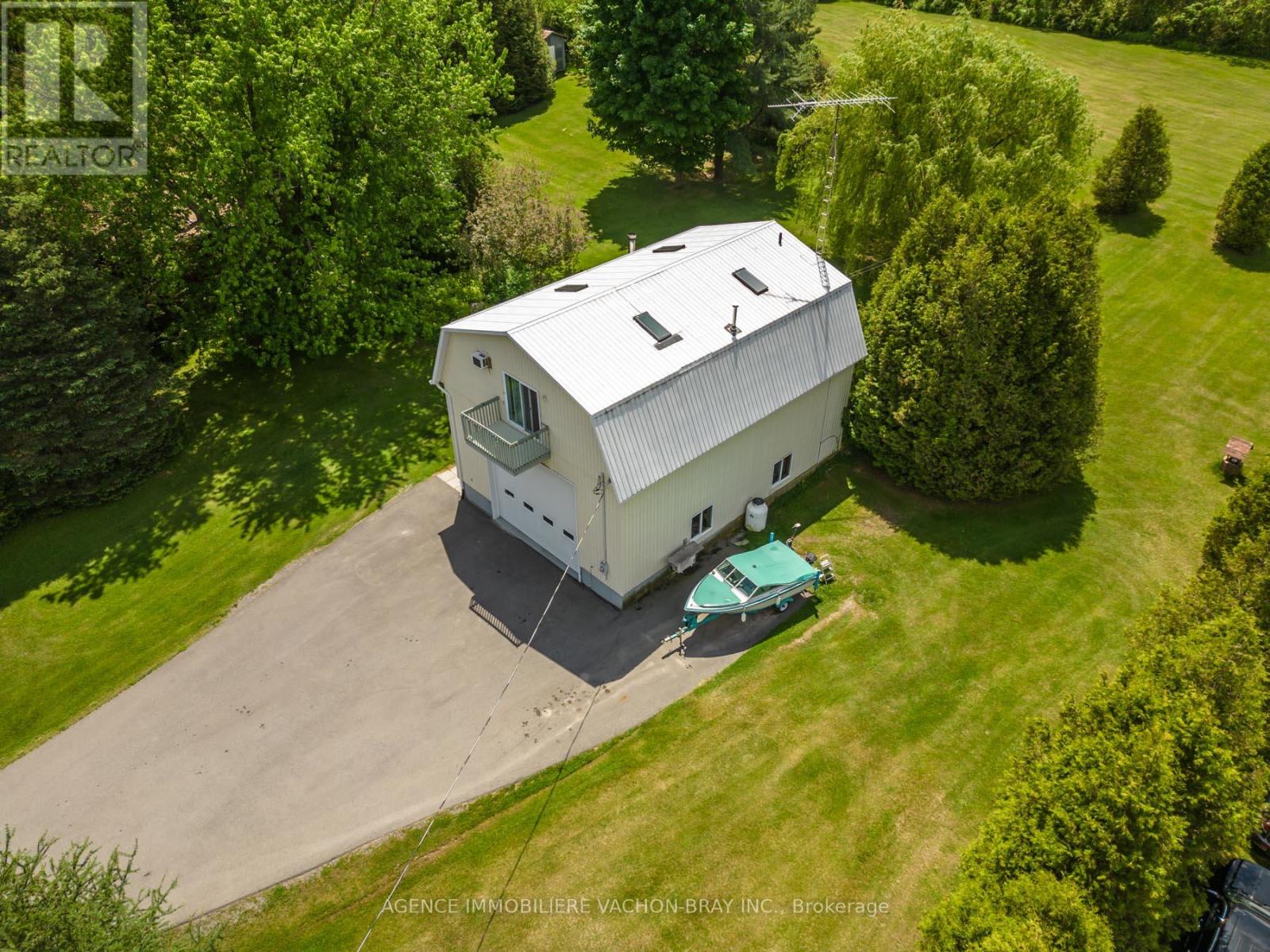 Photo 5 of 4020 4th Line Road, South Glengarry ON