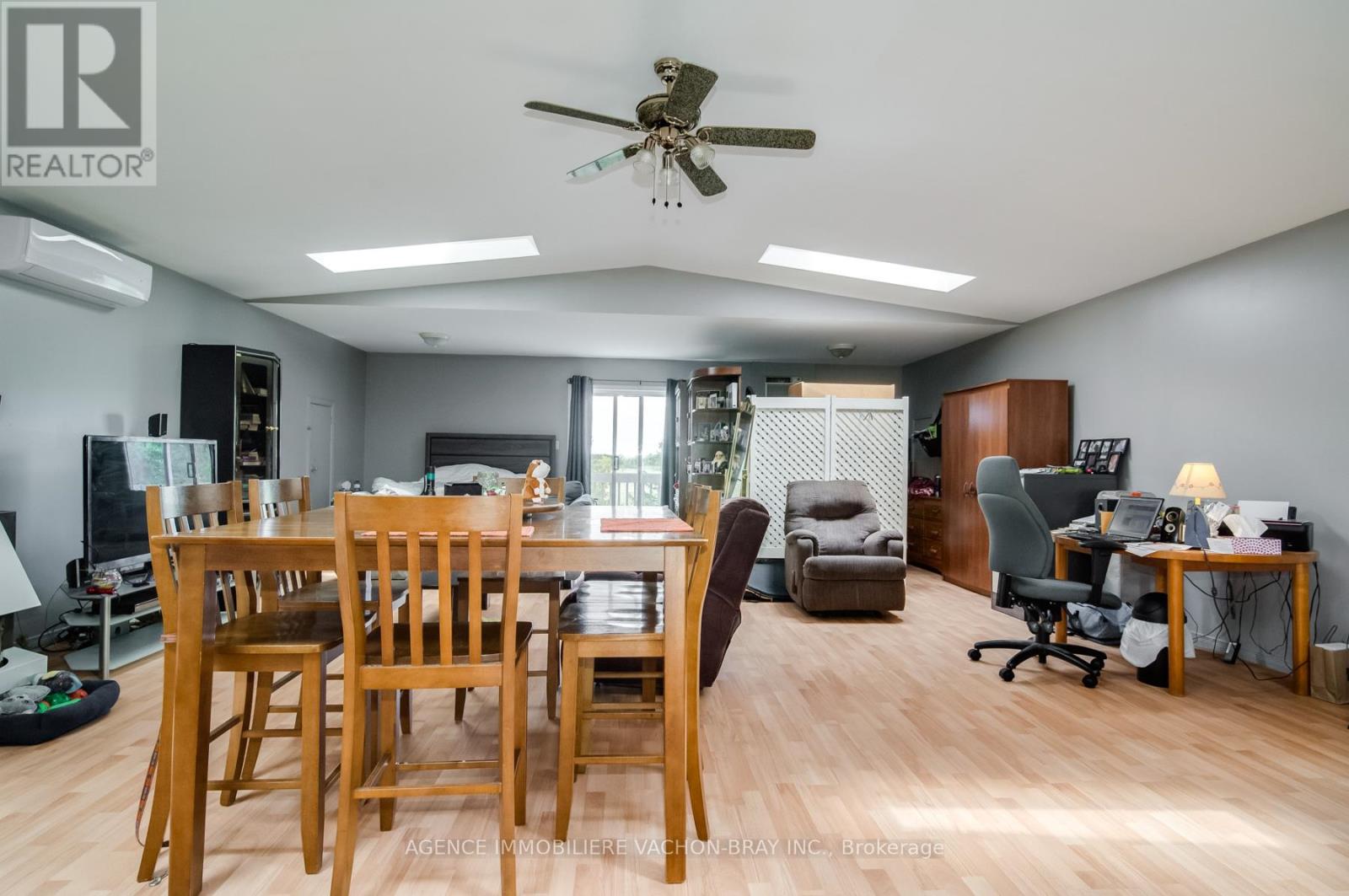 Photo 19 of 4020 4th Line Road, South Glengarry ON