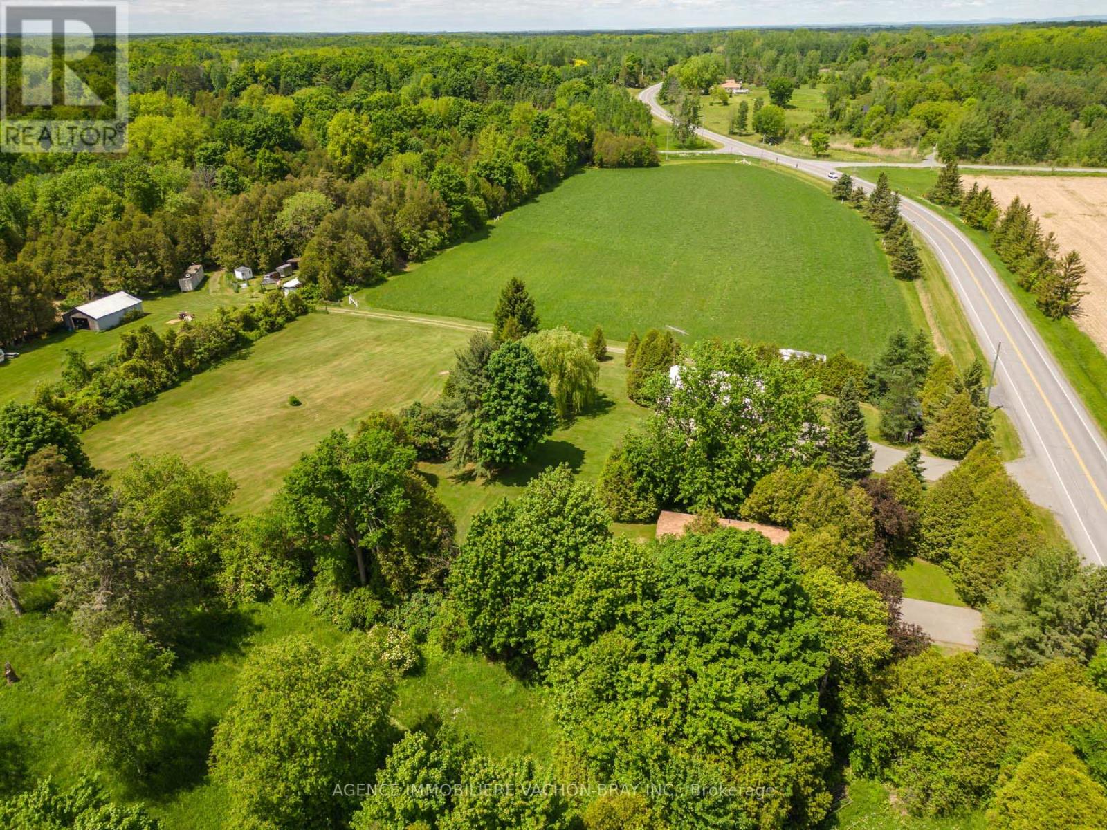 Photo 10 of 4020 4th Line Road, South Glengarry ON