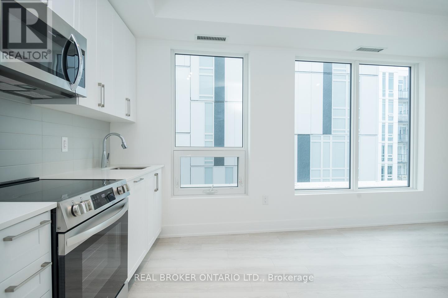 2450 Old Bronte
