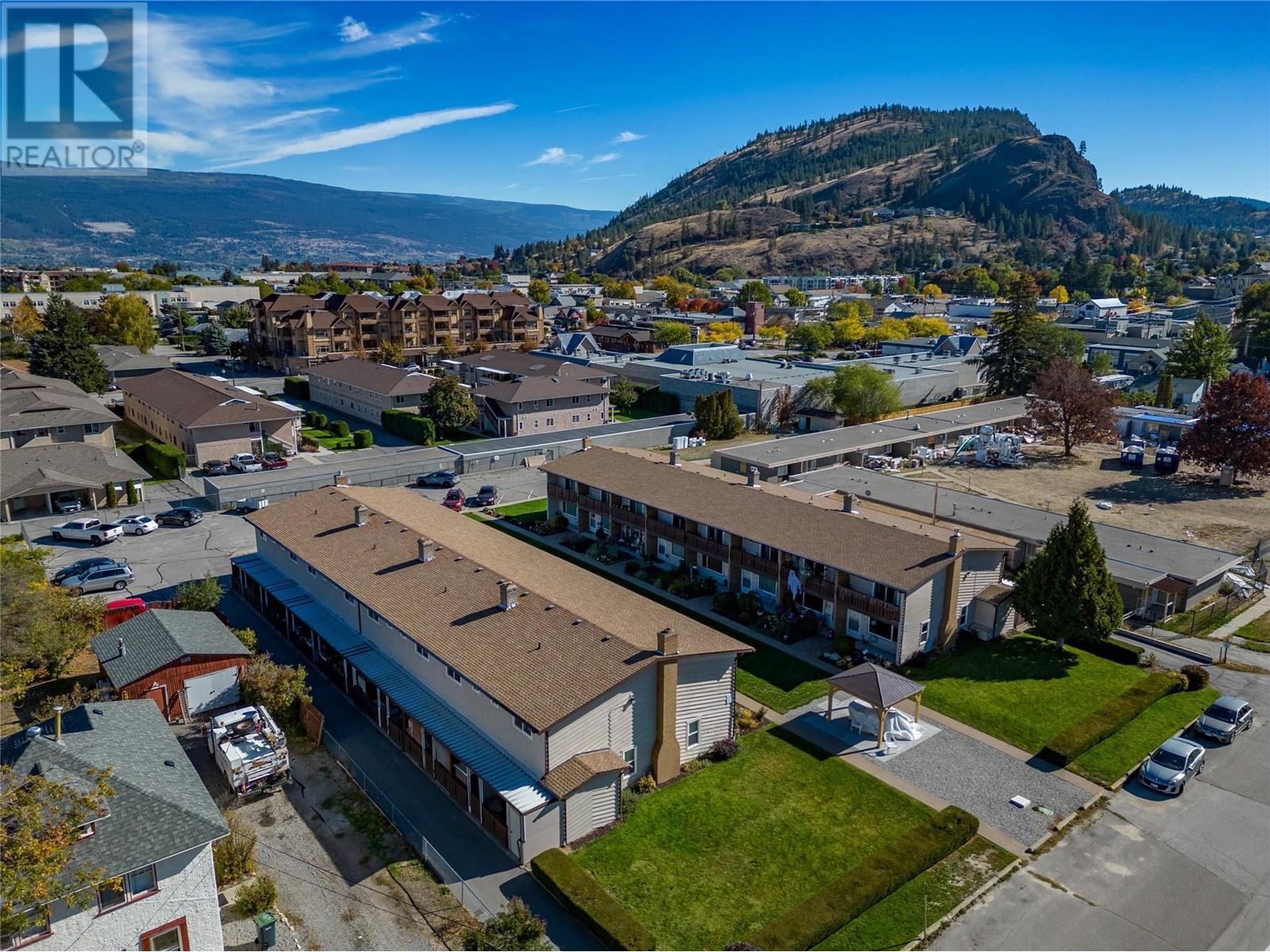 13707 Dickson Avenue Unit# 13, Summerland
