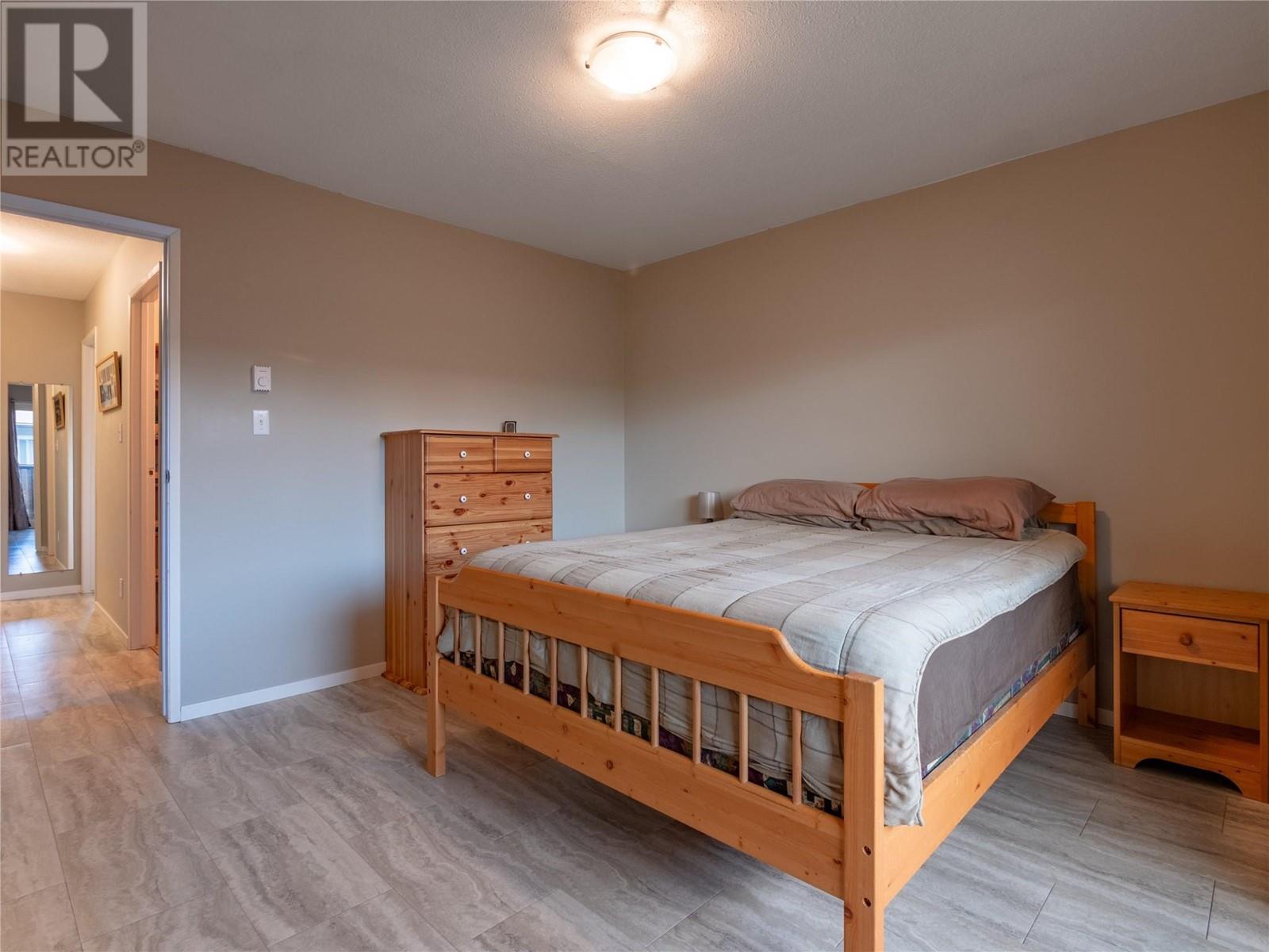 13707 Dickson Avenue Unit# 13, Summerland