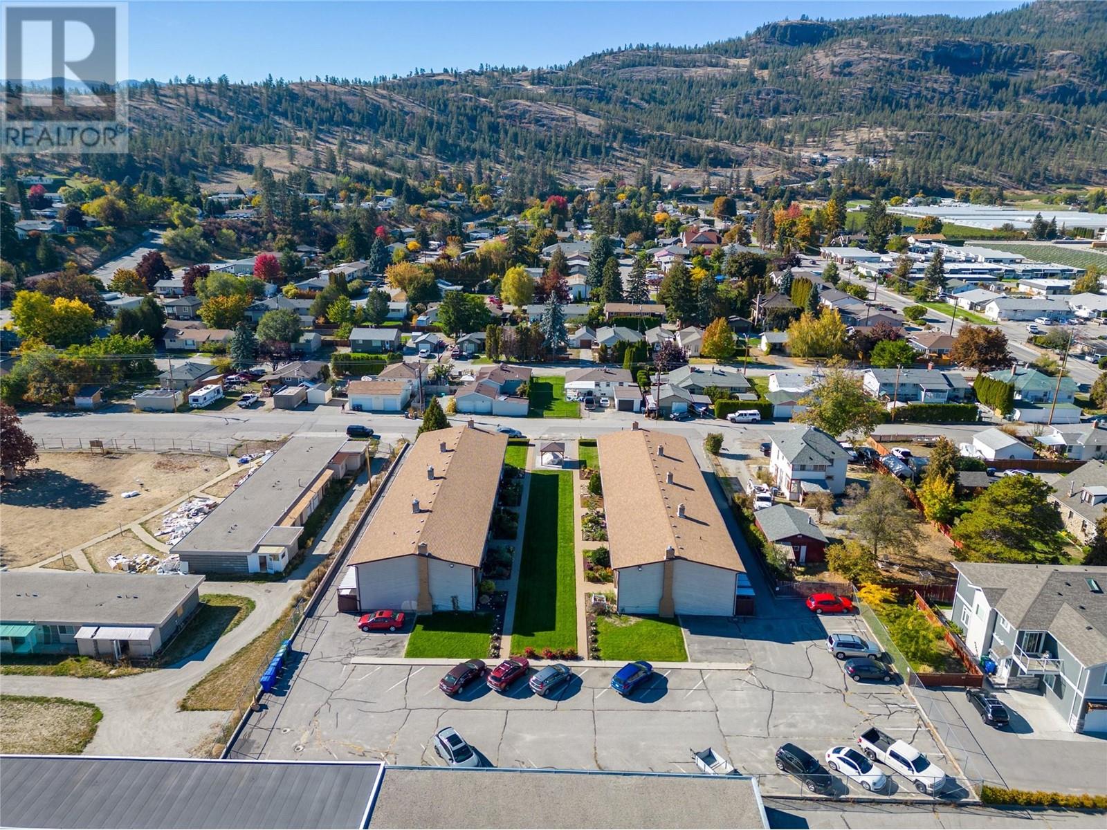 13707 Dickson Avenue Unit# 13, Summerland