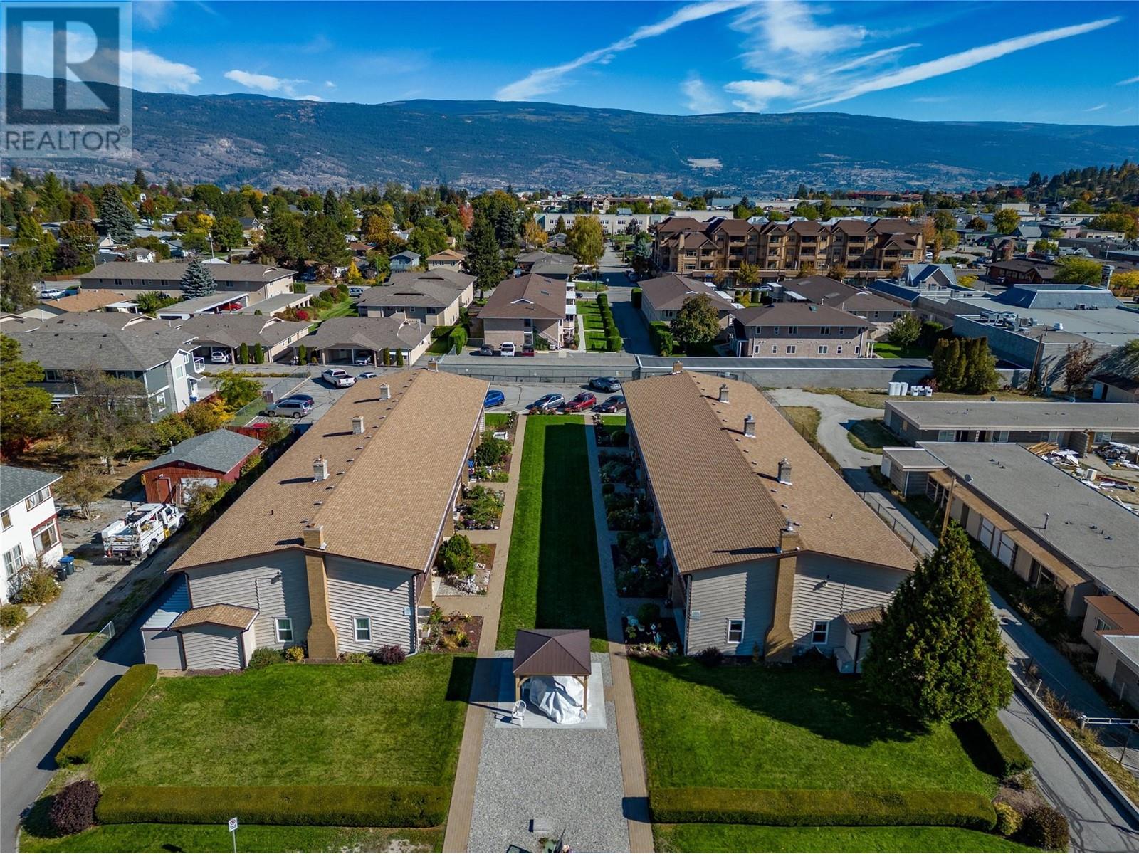 13707 Dickson Avenue Unit# 13, Summerland