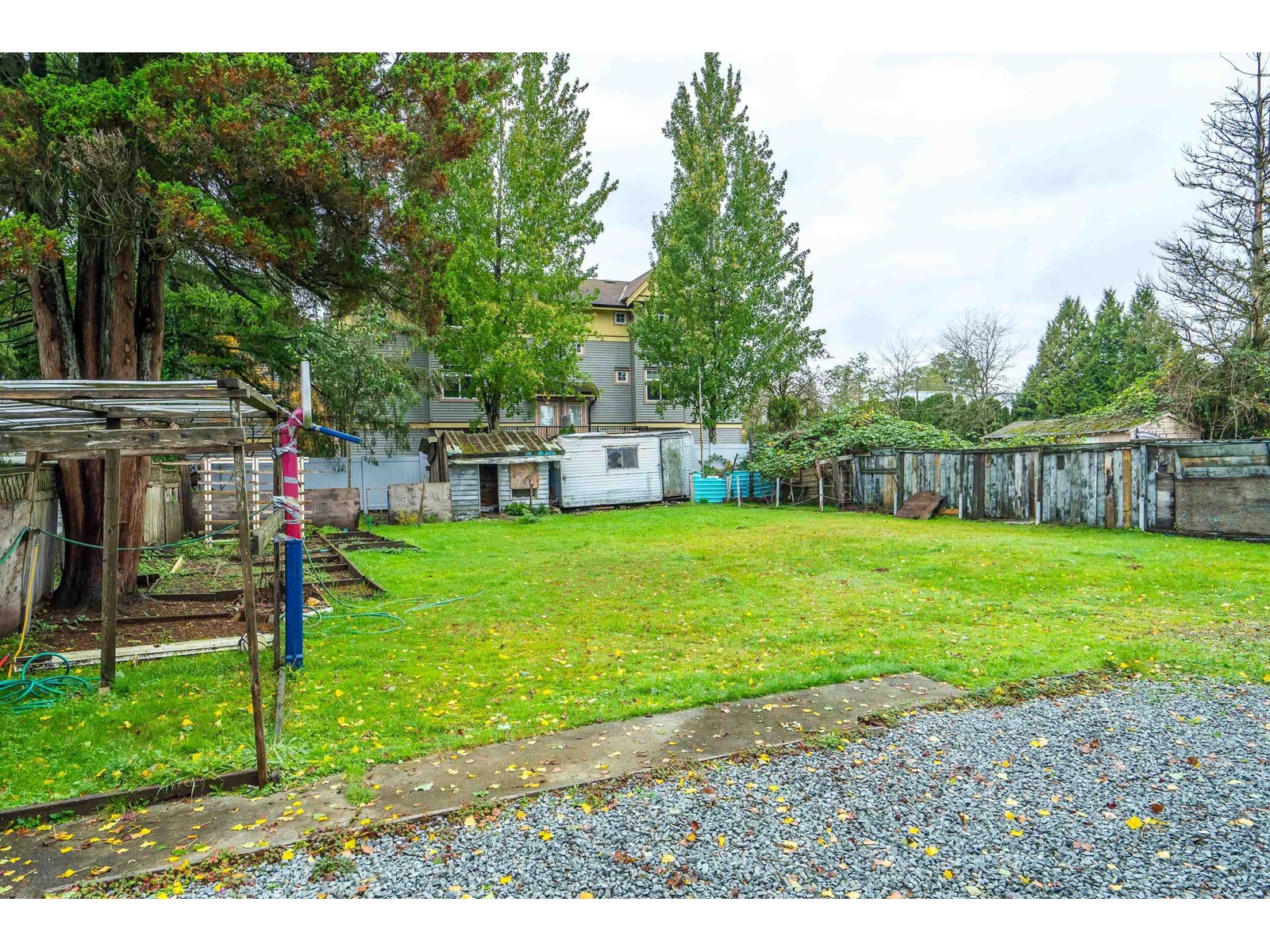 Photo 29 of 10331 155 A Street, Surrey BC
