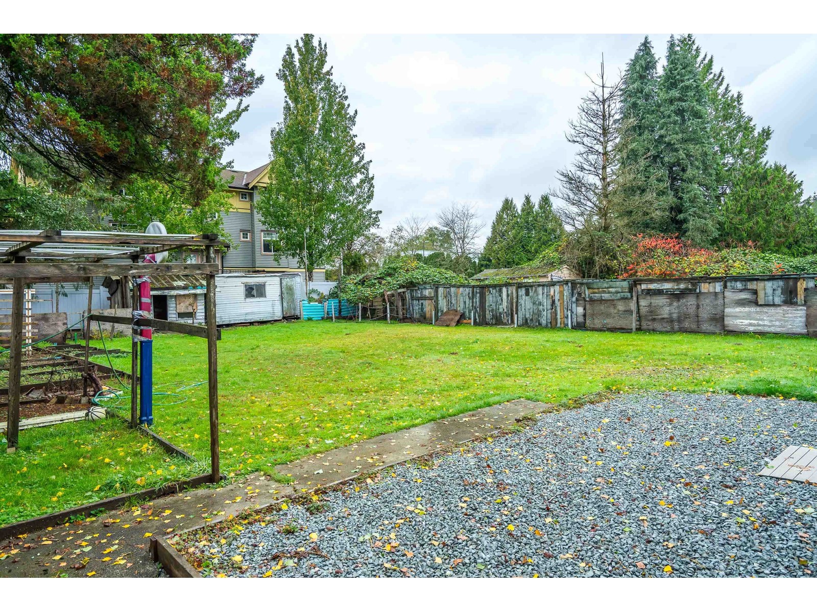 Photo 28 of 10331 155 A Street, Surrey BC