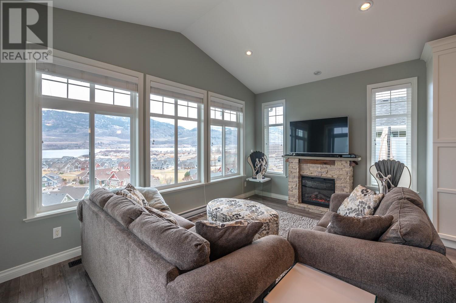 2450 RADIO TOWER Road Unit# 182, Oliver
