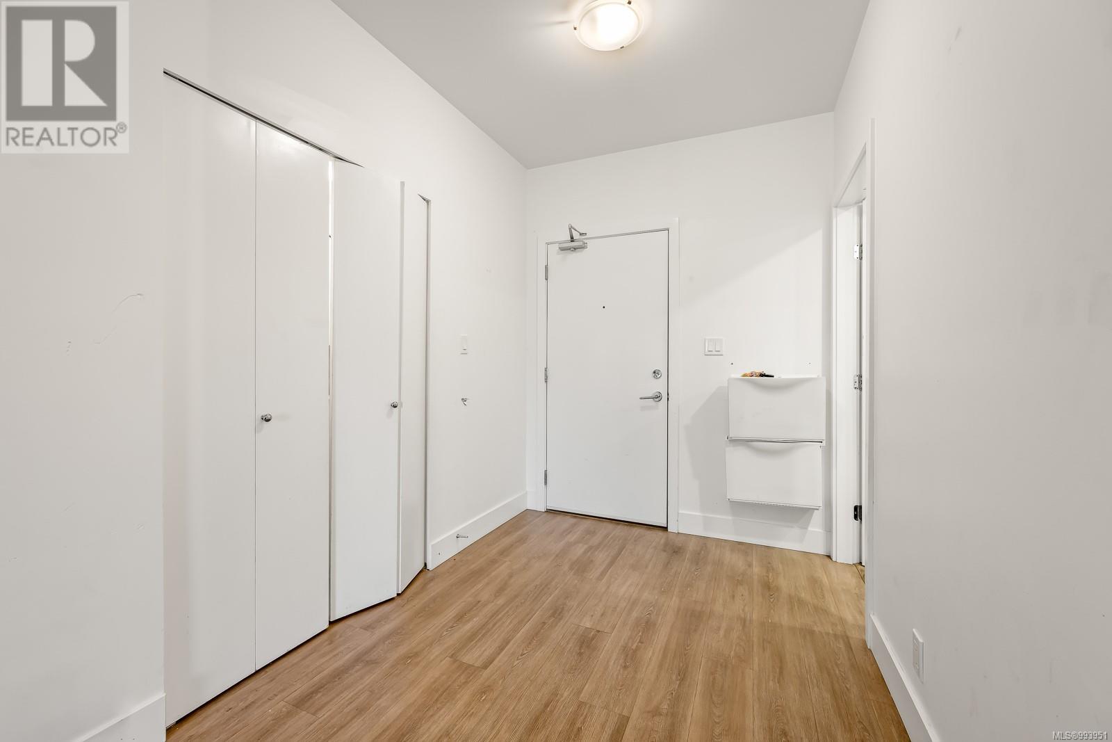 215 3070 Kilpatrick Ave, Courtenay real estate listing 993951