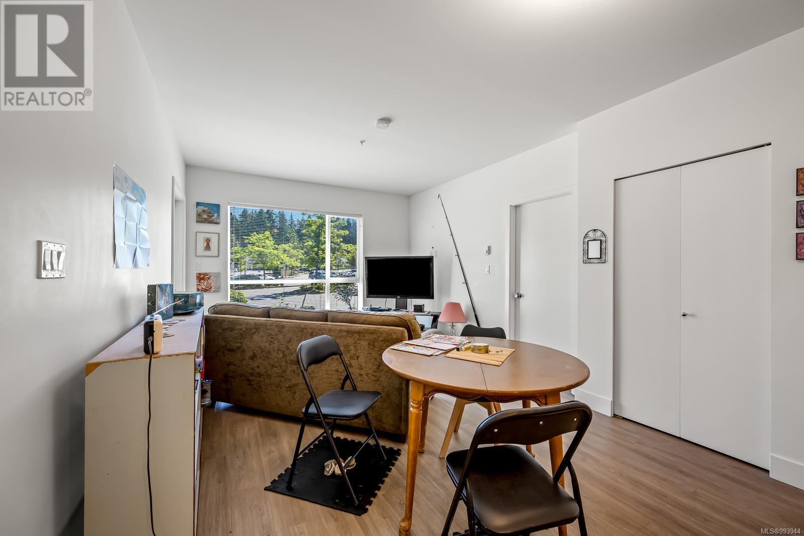208 3070 Kilpatrick Ave, Courtenay real estate listing 993944
