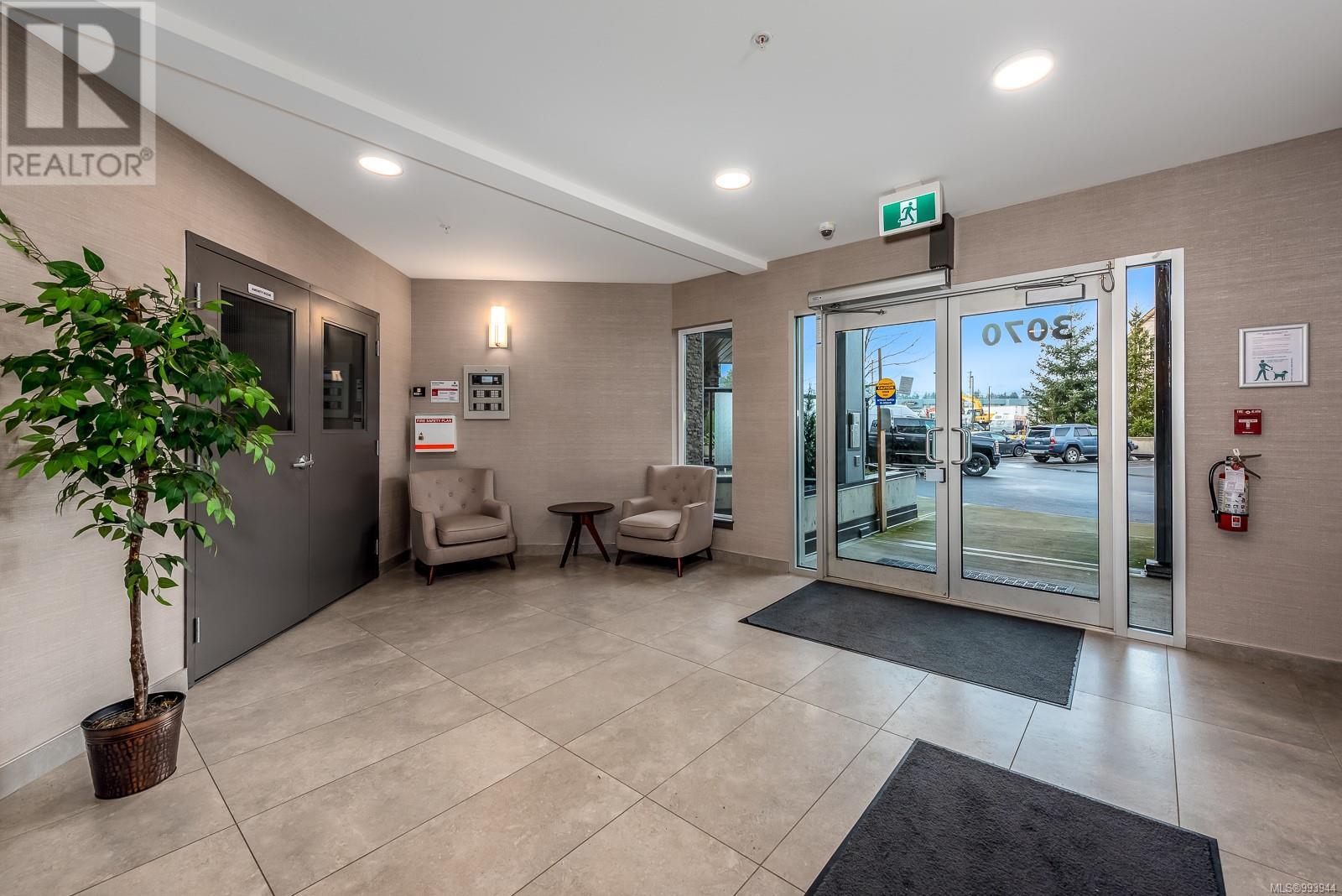 208 3070 Kilpatrick Ave, Courtenay real estate listing 993944