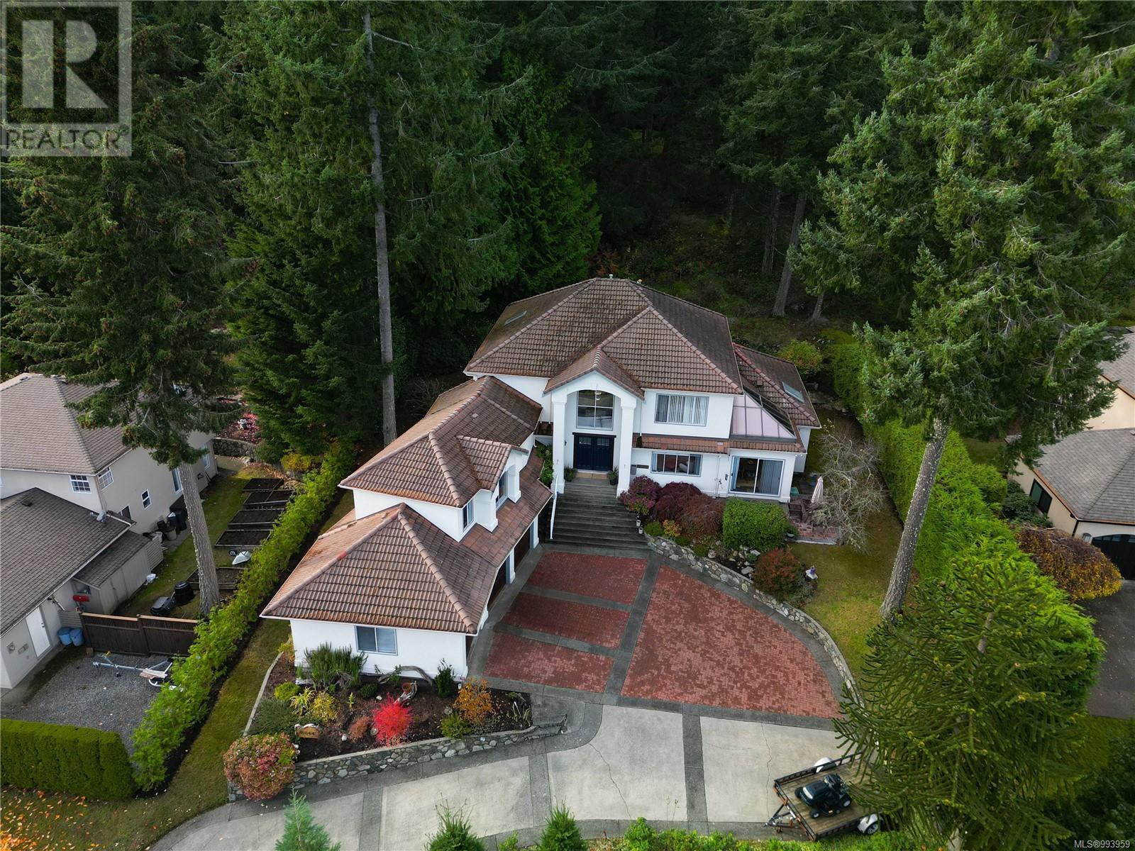 8844 Carmanah Terr, North Saanich