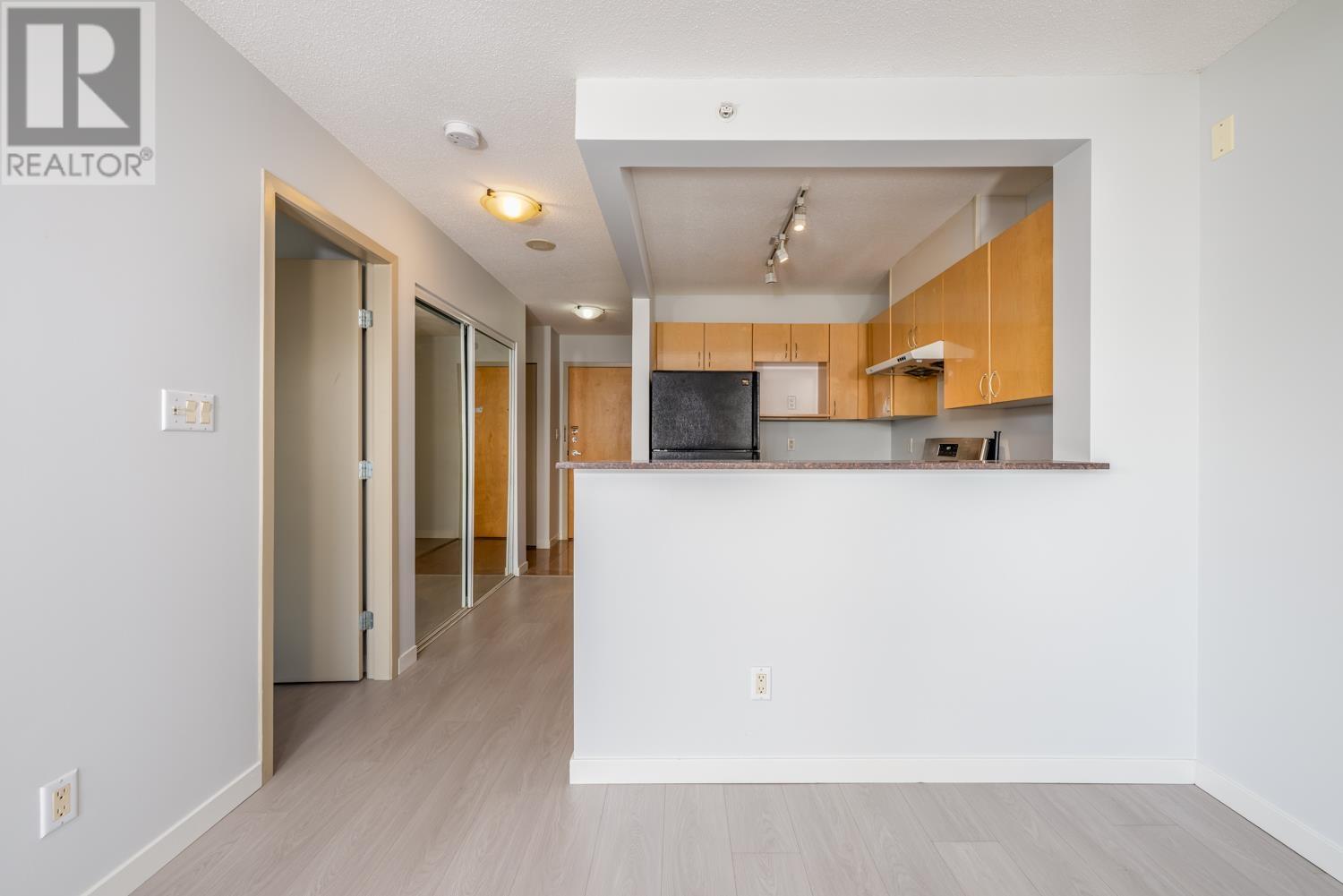 #505-8288 SABA Road, Richmond