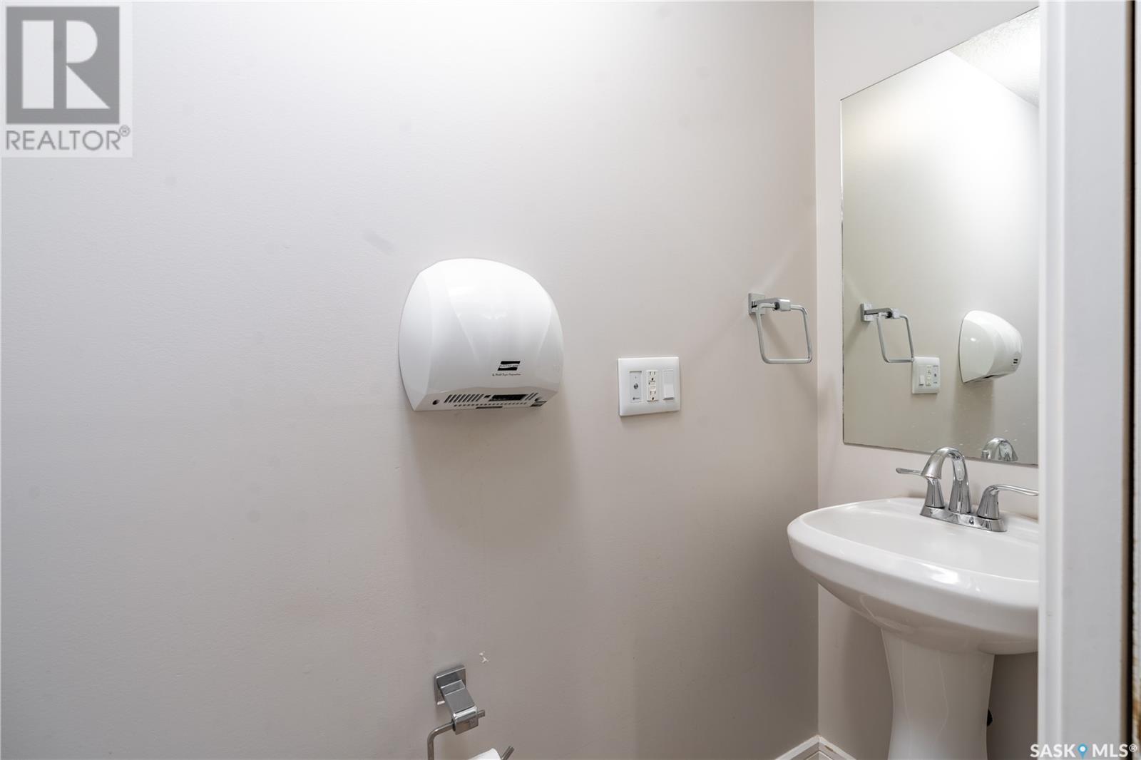 Single Family House Bungalow for Sale in  Kloppenburg COURT Saskatoon 