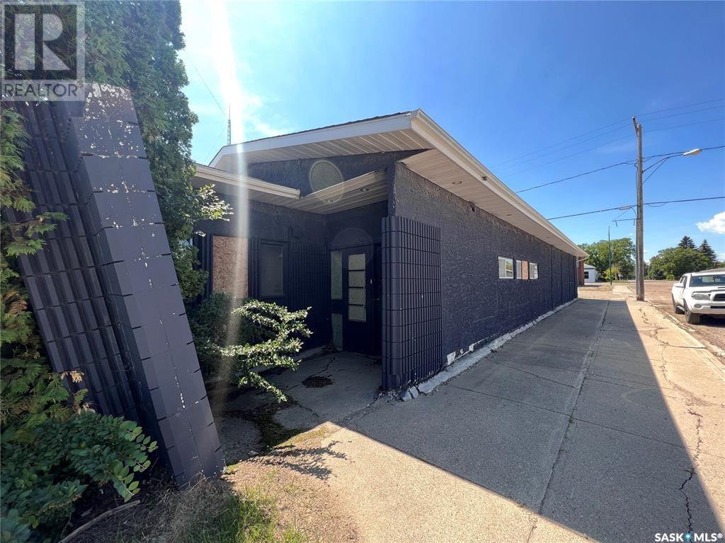 Photo 1 of 402 Hill Avenue, Cut Knife SK
