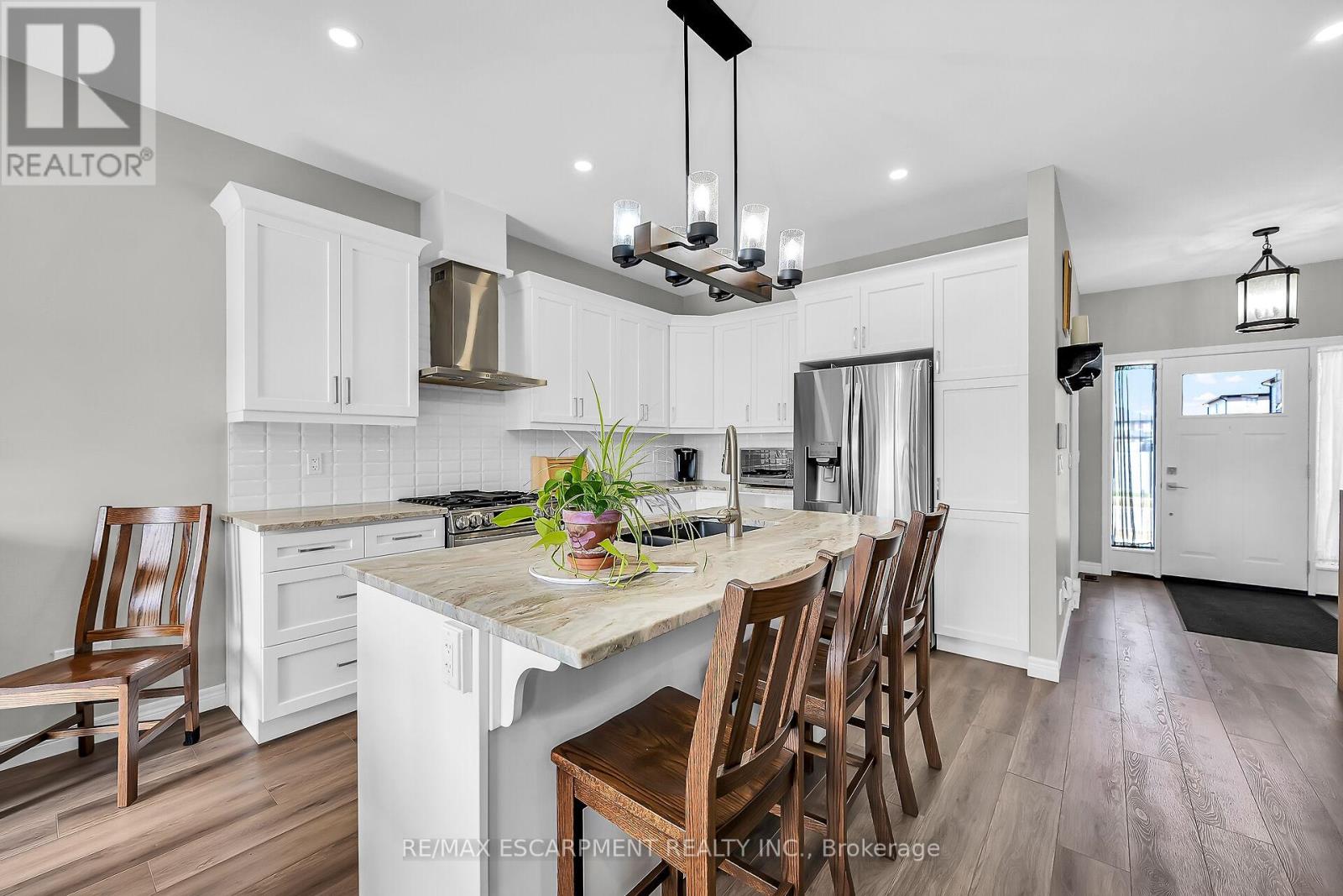 Photo 11 of 13 A Cumberland Street, Brantford ON