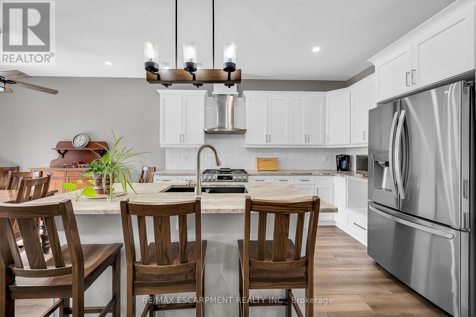 Photo 12 of 13 A Cumberland Street, Brantford ON